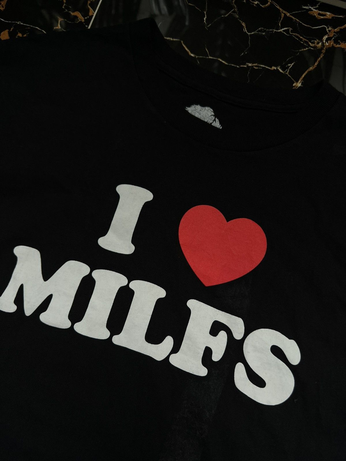 Danny Duncan I LOVE MILFS FUNNY Y2K RETRO TEE BIG LOGO Size US XL / EU 56 / 4 - 4 Thumbnail