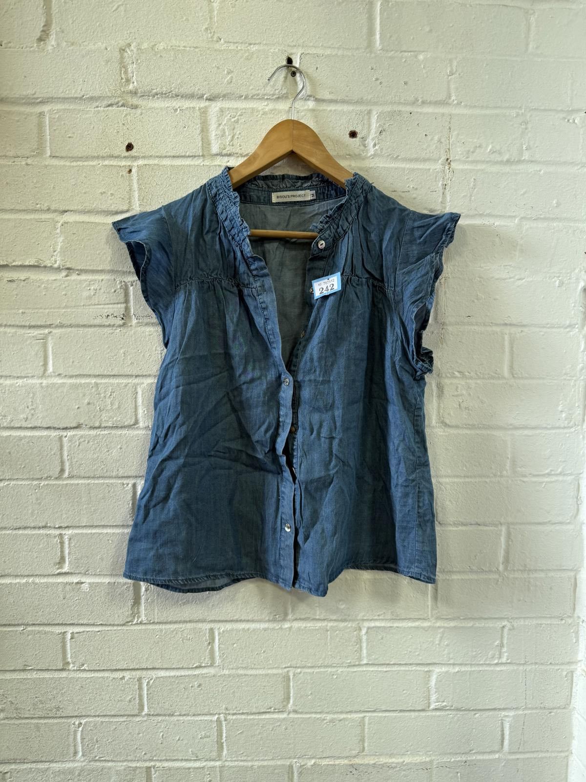Designer Women's Blue Denim Short Sleeve Button-Up Top, Medium Size M / US 6-8 / IT 42-44 - 1 Thumbnail
