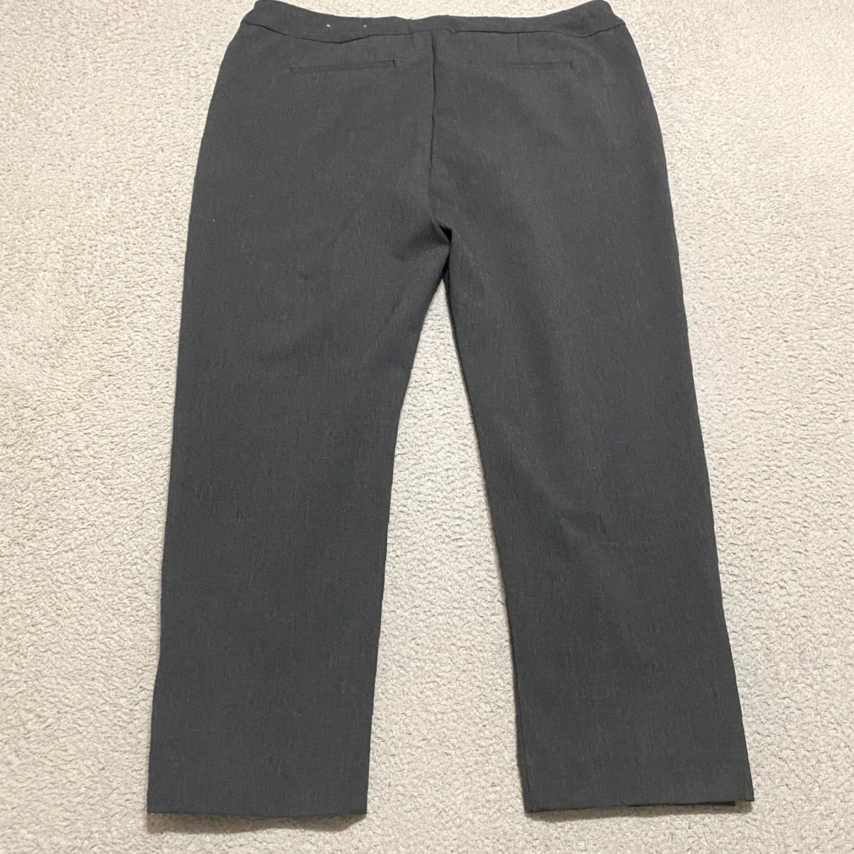 Vintage Chicos Womens 16 Dress Pants Gray High Rise Pull On Pockets Ankle Women 16 Pants Gray High Rise Pull On Pockets Ankle Chico's Size 38" / US 16 / IT 52 - 2 Thumbnail