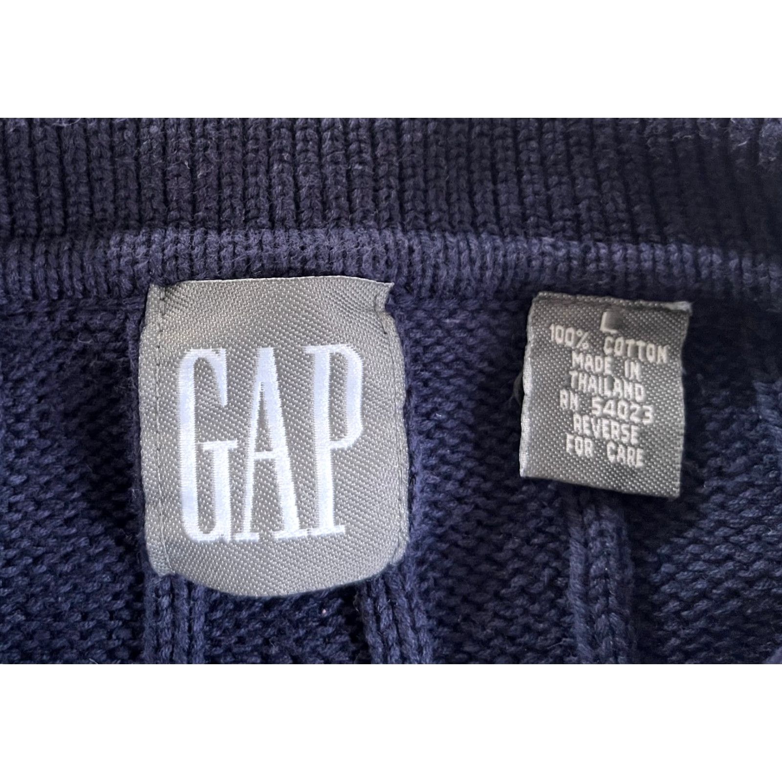 Gap VINTAGE Gap Men's Knit Collared Sweater 90s Embroidered Crest Navy Sz L Size US L / EU 52-54 / 3 - 6 Thumbnail