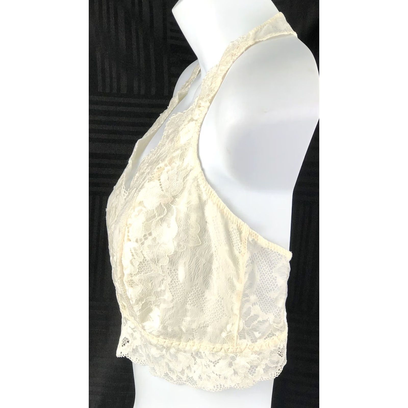 Vintage NWOT bralette Halter Ivory Floral Lace Surplice Fairy C Cup M Women Bralette Size ONE SIZE - 2 Thumbnail