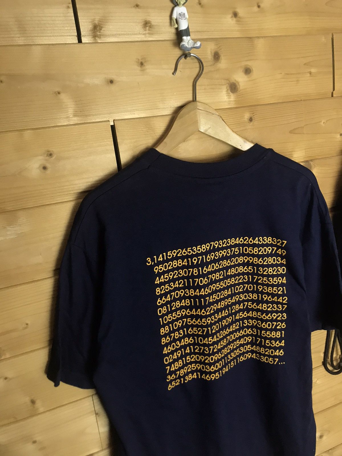 Vintage Vintage 90s pi number 3.14 t-shirt Size US L / EU 52-54 / 3 - 8 Thumbnail