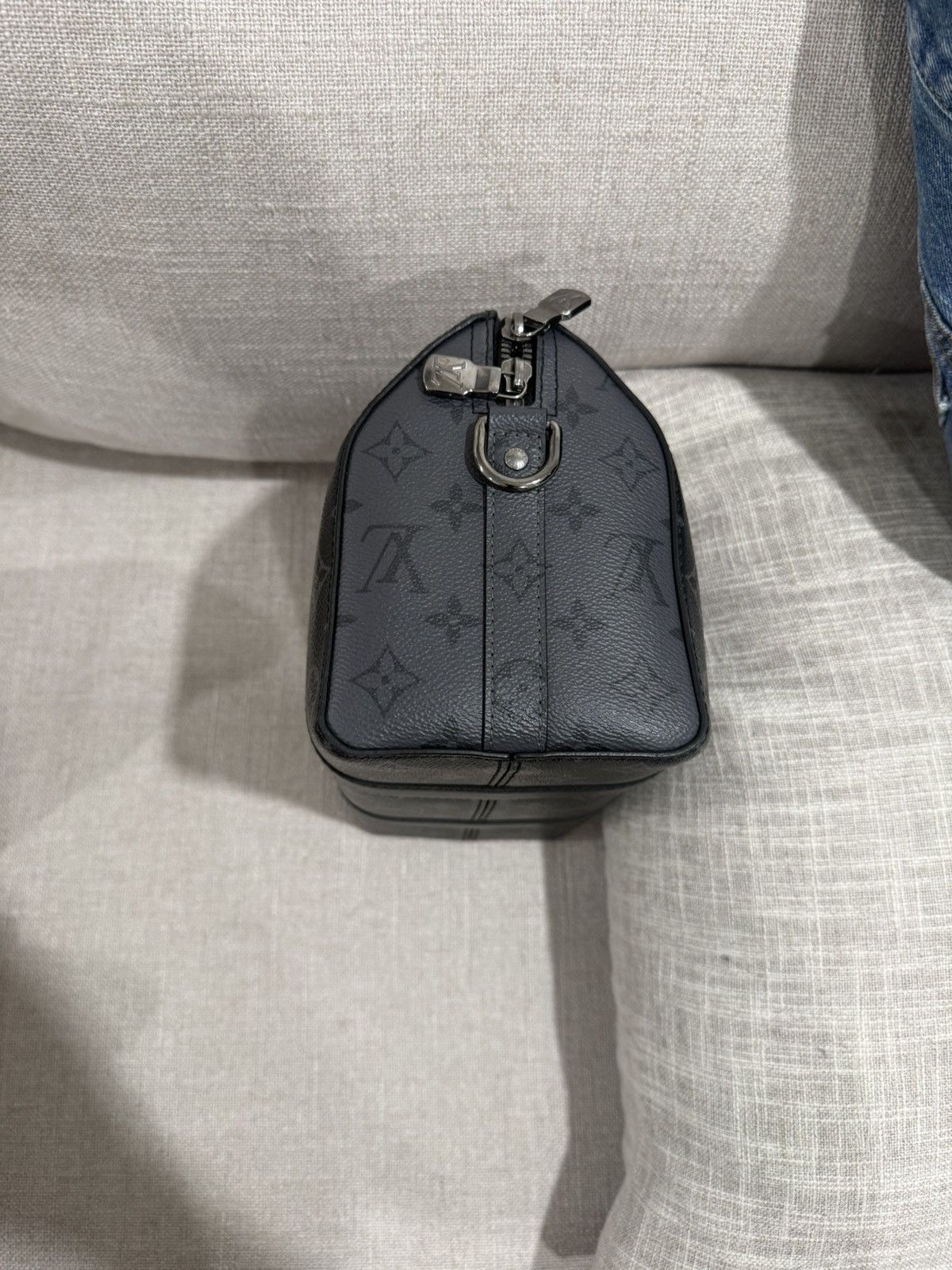 Louis Vuitton Louis vuitton Reverse Monogram Eclipse City Keepall Size ONE SIZE - 6 Thumbnail