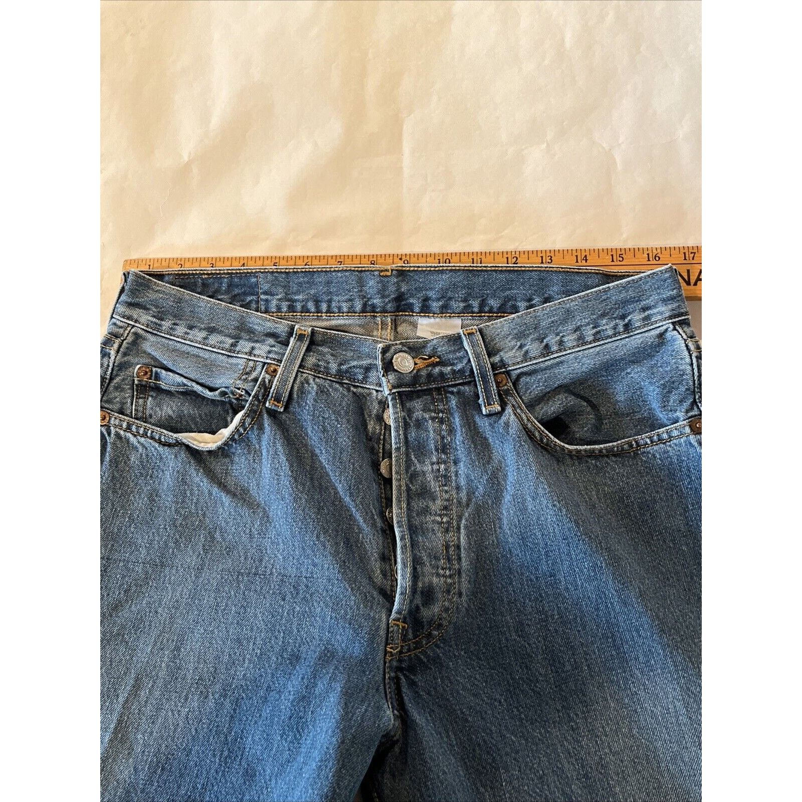 Levi's Levi’s 501 VTG Mens 33x30 Blue Denim Jeans Cotton Button Fly Size US 33 - 3 Thumbnail