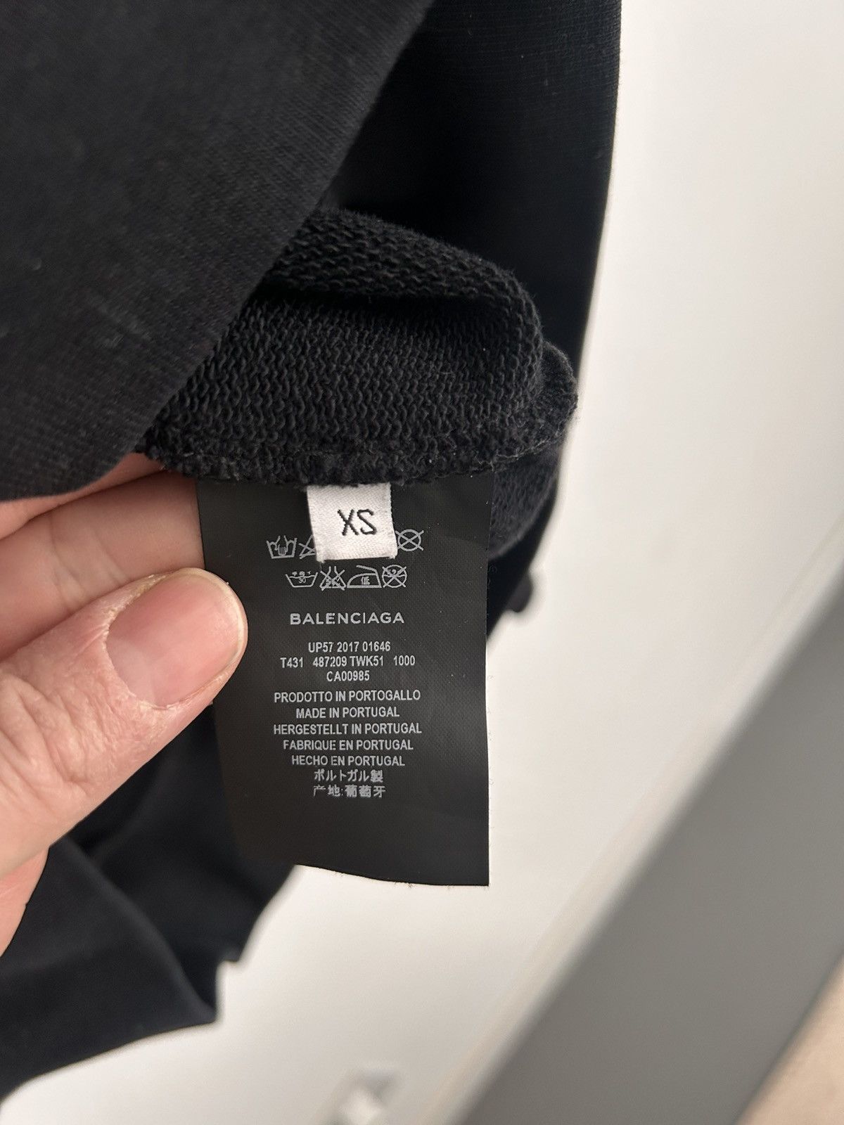 Balenciaga BALENCIAGA SINNERS HOODIE Size US XS / EU 42 / 0 - 5 Thumbnail