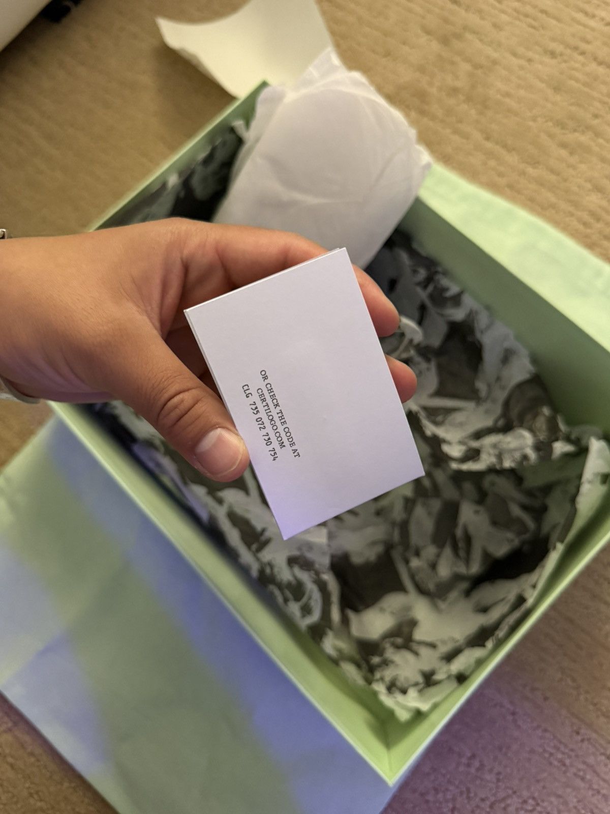 Off-White Off white dust bag and box Size ONE SIZE - 7 Thumbnail