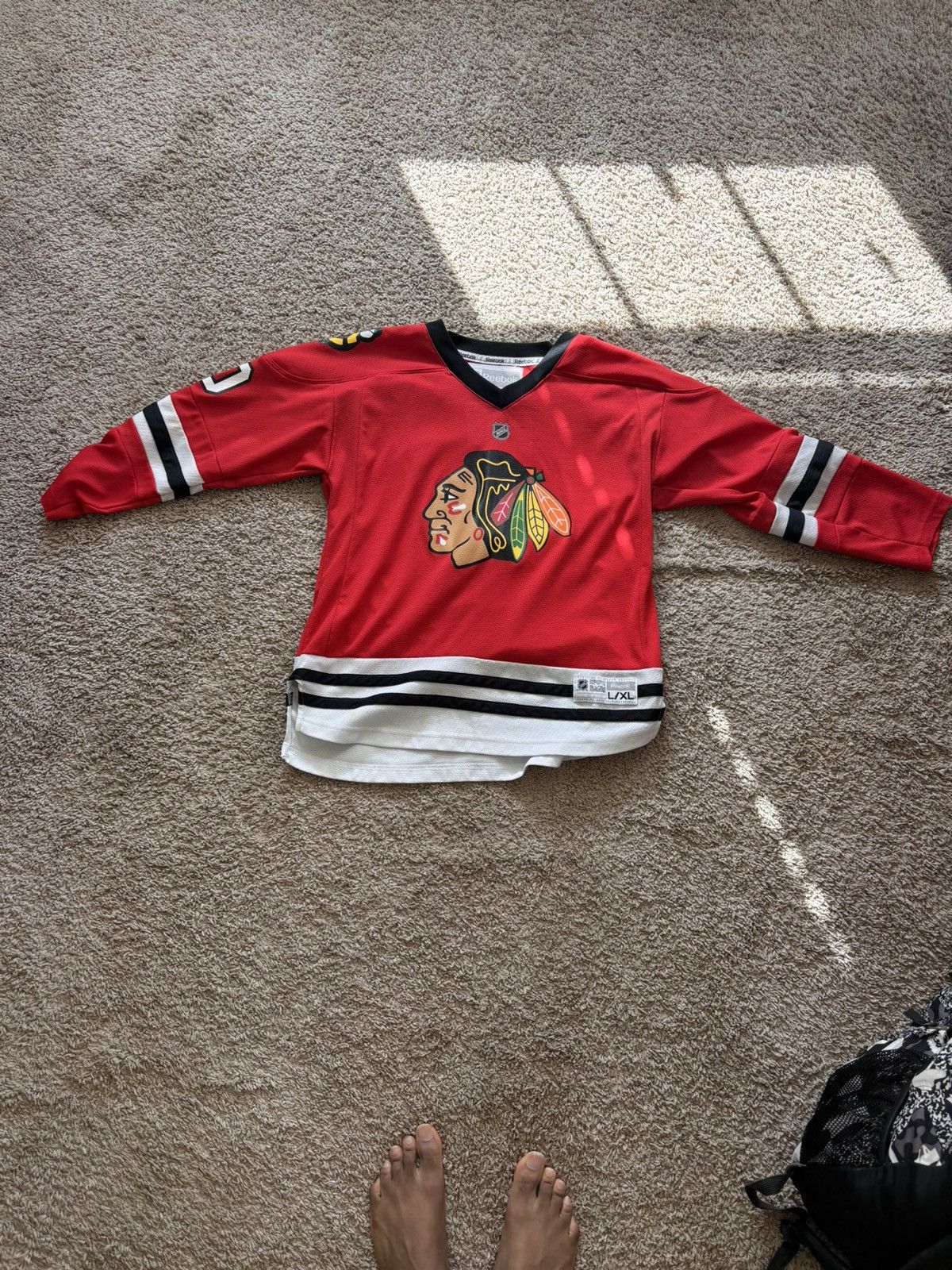 Reebok Blackhawks hockey jersey Size US S / EU 44-46 / 1 - 5 Thumbnail