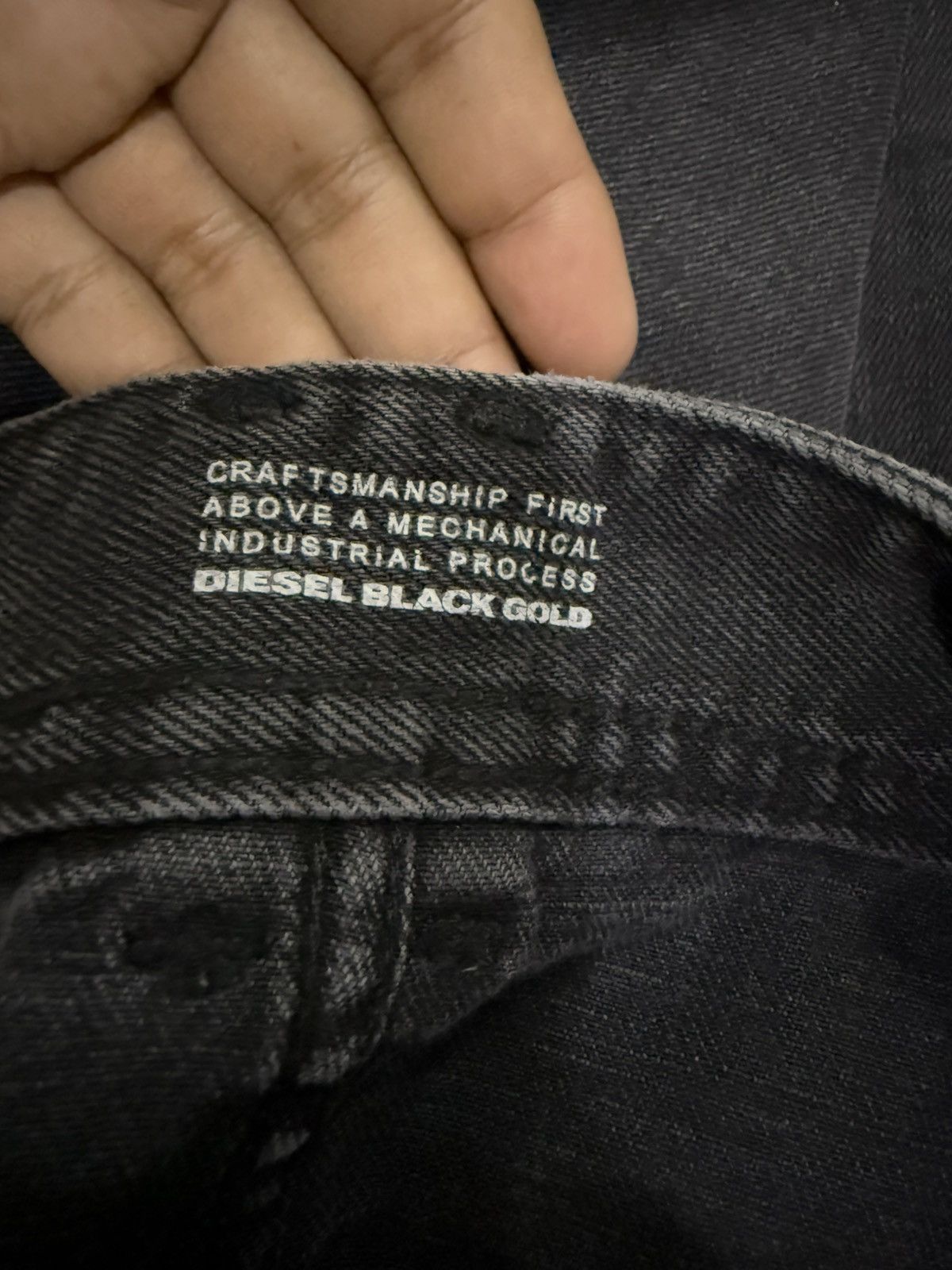Diesel Black Gold ARCHIVAL ITALY BRAND DIESEL BLACK & GOLD DISTRESS DESIGN Size US 30 / EU 46 - 11 Thumbnail
