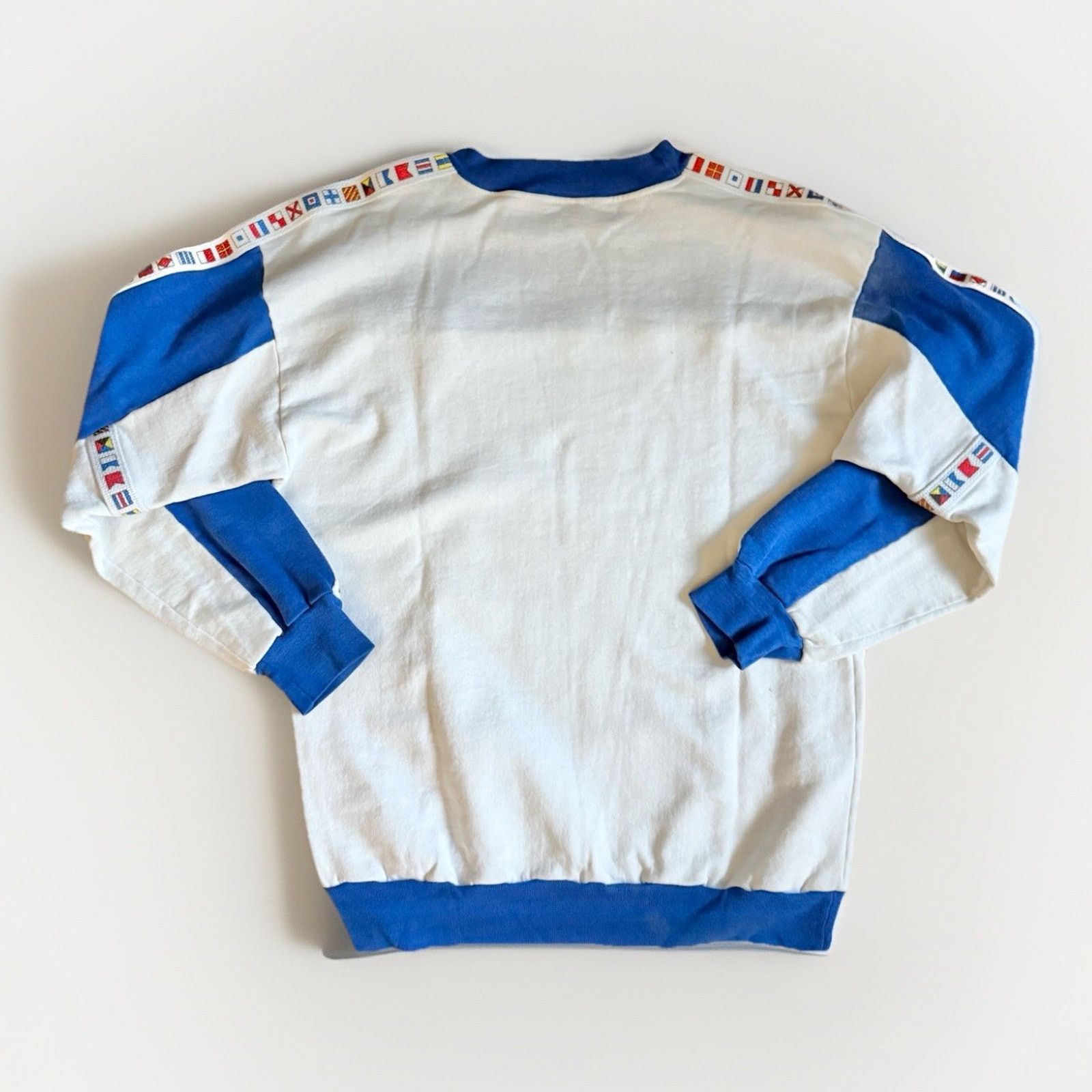 The Unbranded Brand Vintage 90s Sailboat Nautical Flag Print Sweatshirt USA M Size US M / EU 48-50 / 2 - 2 Thumbnail