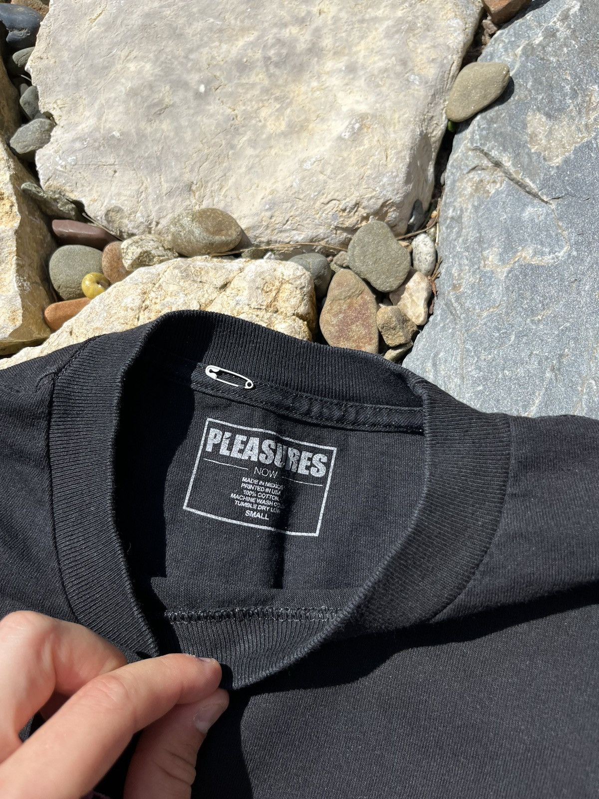 Pleasures Pleasures “Mark of the Beast” 666 embroidered core logo tee Size US S / EU 44-46 / 1 - 10 Thumbnail