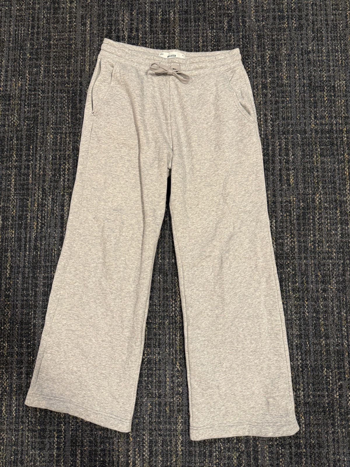 Hollister Hollister Baggy/Wide Leg Sweatpant Size Med Size US 32 / EU 48 - 1 Thumbnail