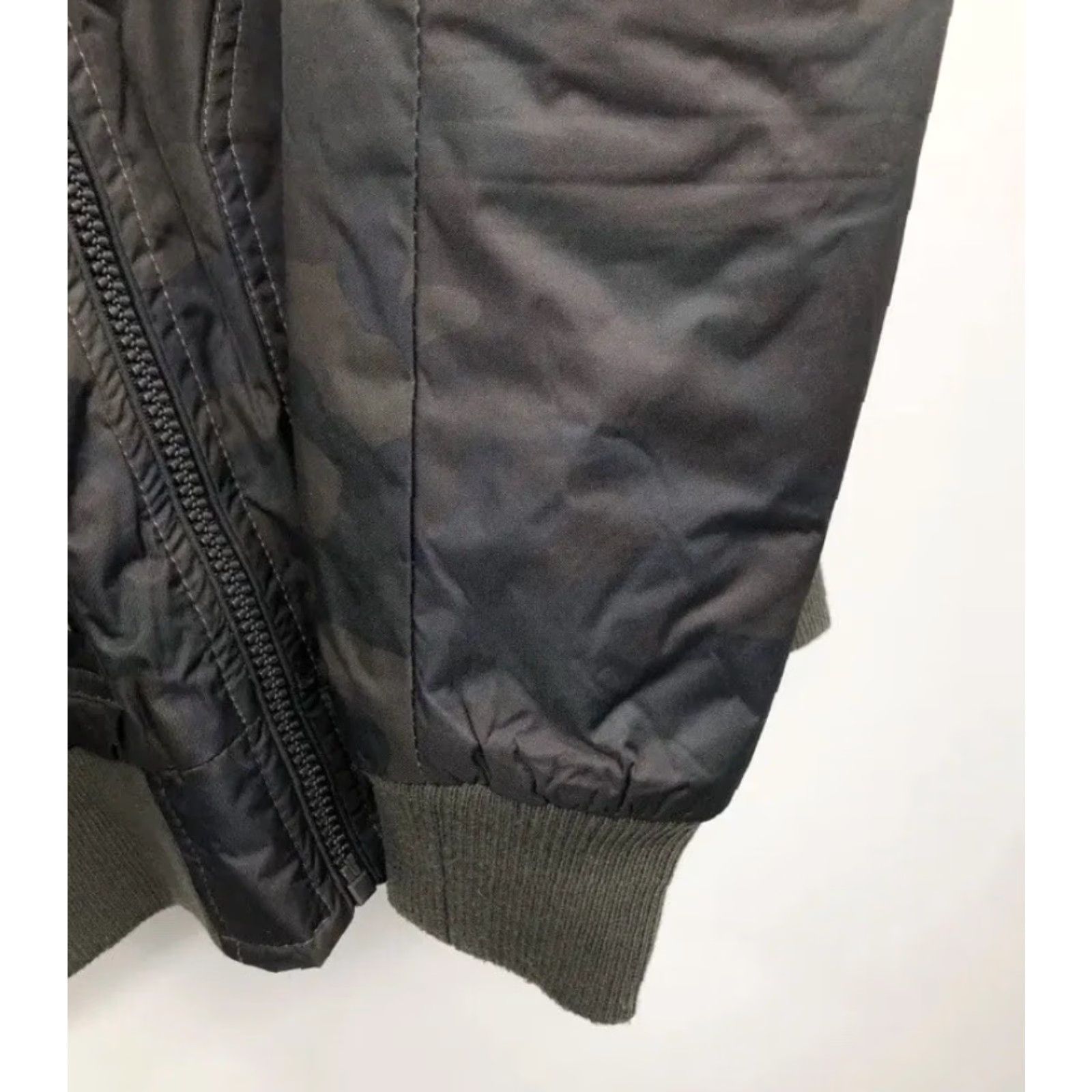 Vintage VINTAGE XRAY Army Camouflage Air Force Jacket Mens Bomber ZipUp Hoodie Size M Black Size US M / EU 48-50 / 2 - 7 Thumbnail