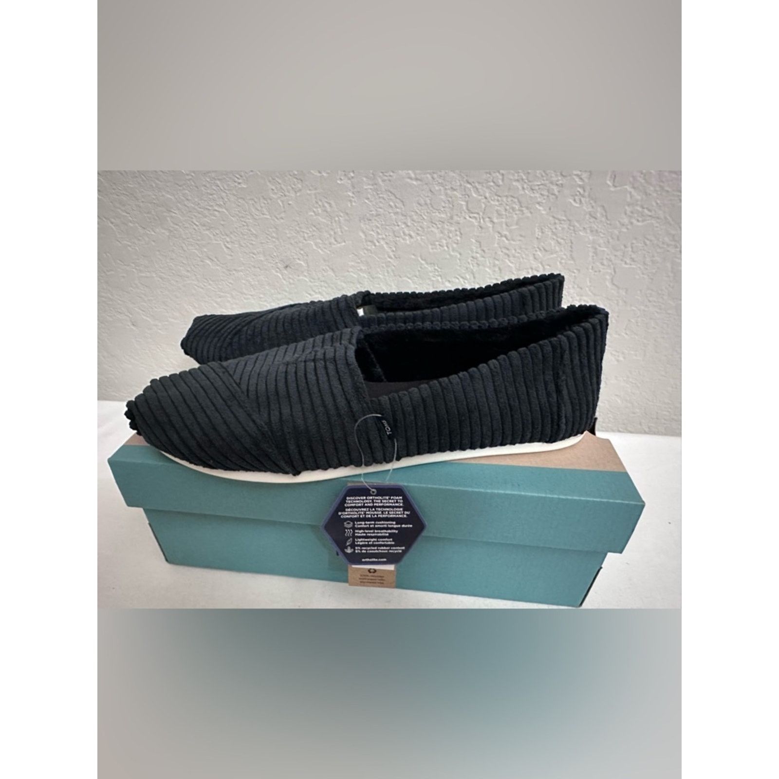 Toms TOMS Wale Cord & Faux Fur Lined Slip-On Shoe Women 11 Black Size US 11 / IT 41 - 3 Thumbnail