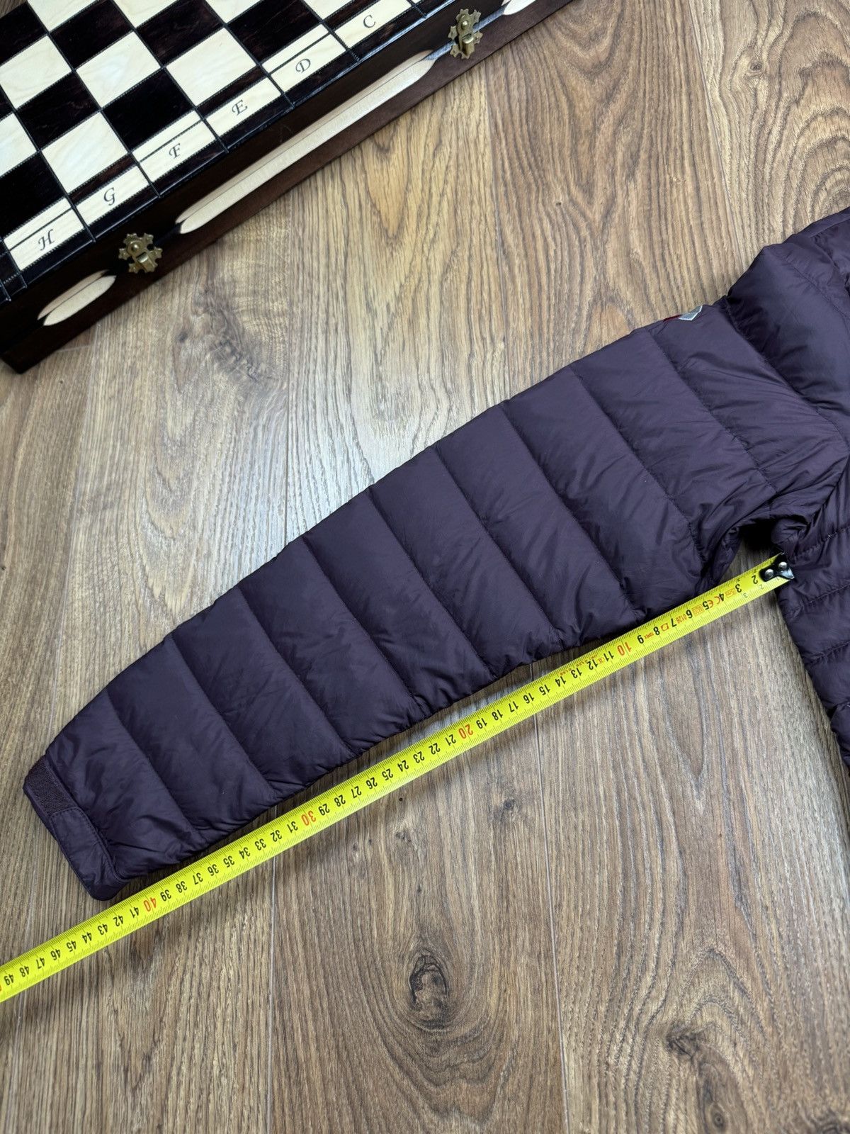 Montbell Down jacket MontBell Japan original casual outdoors item Size US M / EU 48-50 / 2 - 8 Thumbnail