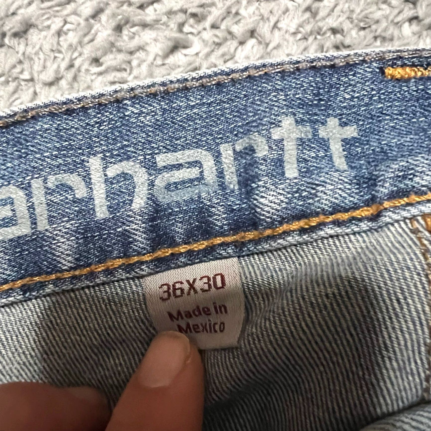 Carhartt Carhartt Jeans Mens 36 Short Blue Denim Relaxed Hemmed 25 Inseam Straight Mens Blue Jeans Size US 36 / EU 52 - 6 Thumbnail