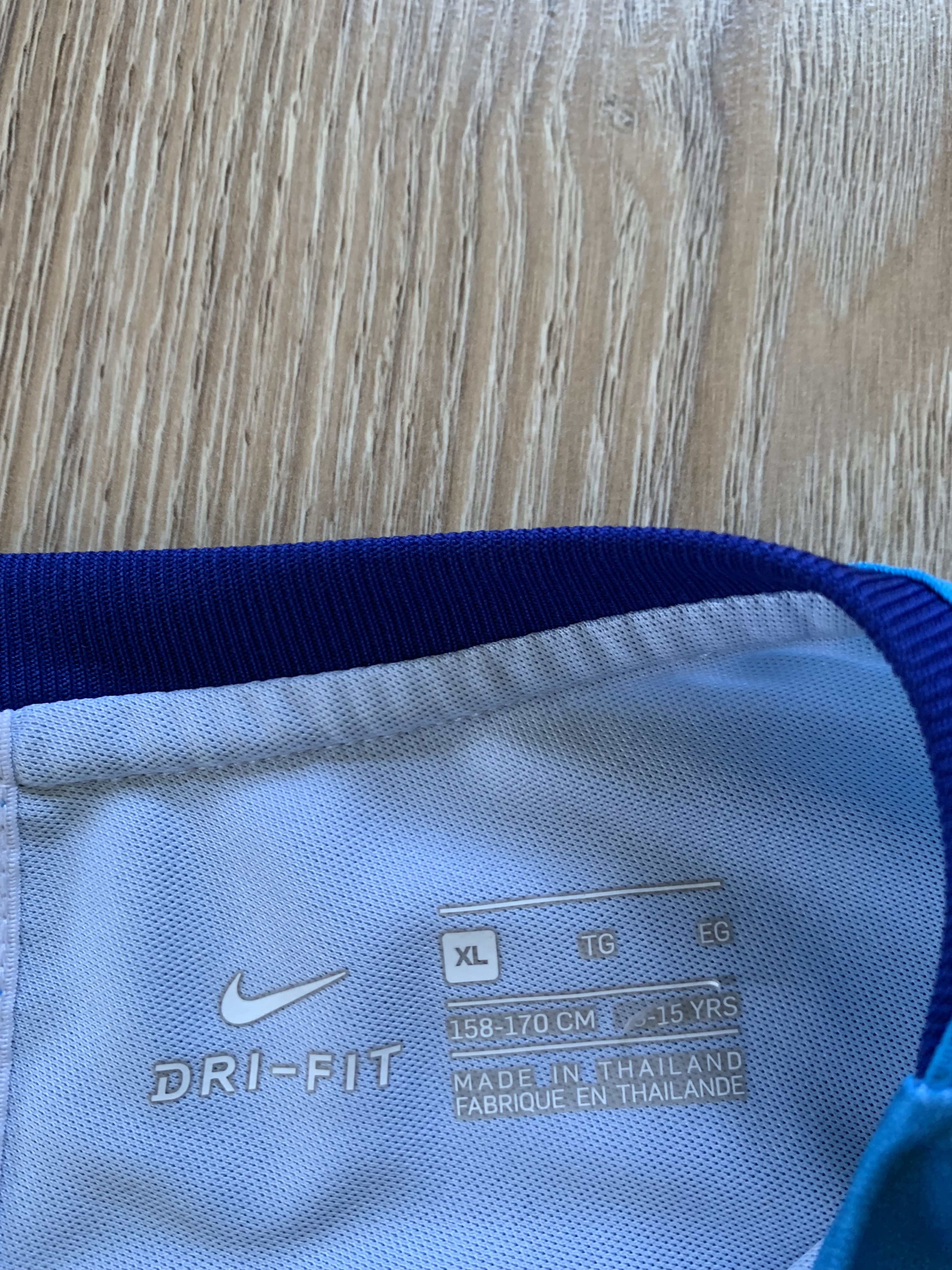 Nike Youth Nike FCB Jersey 2019-2020 Size US XXS / EU 40 - 6 Thumbnail