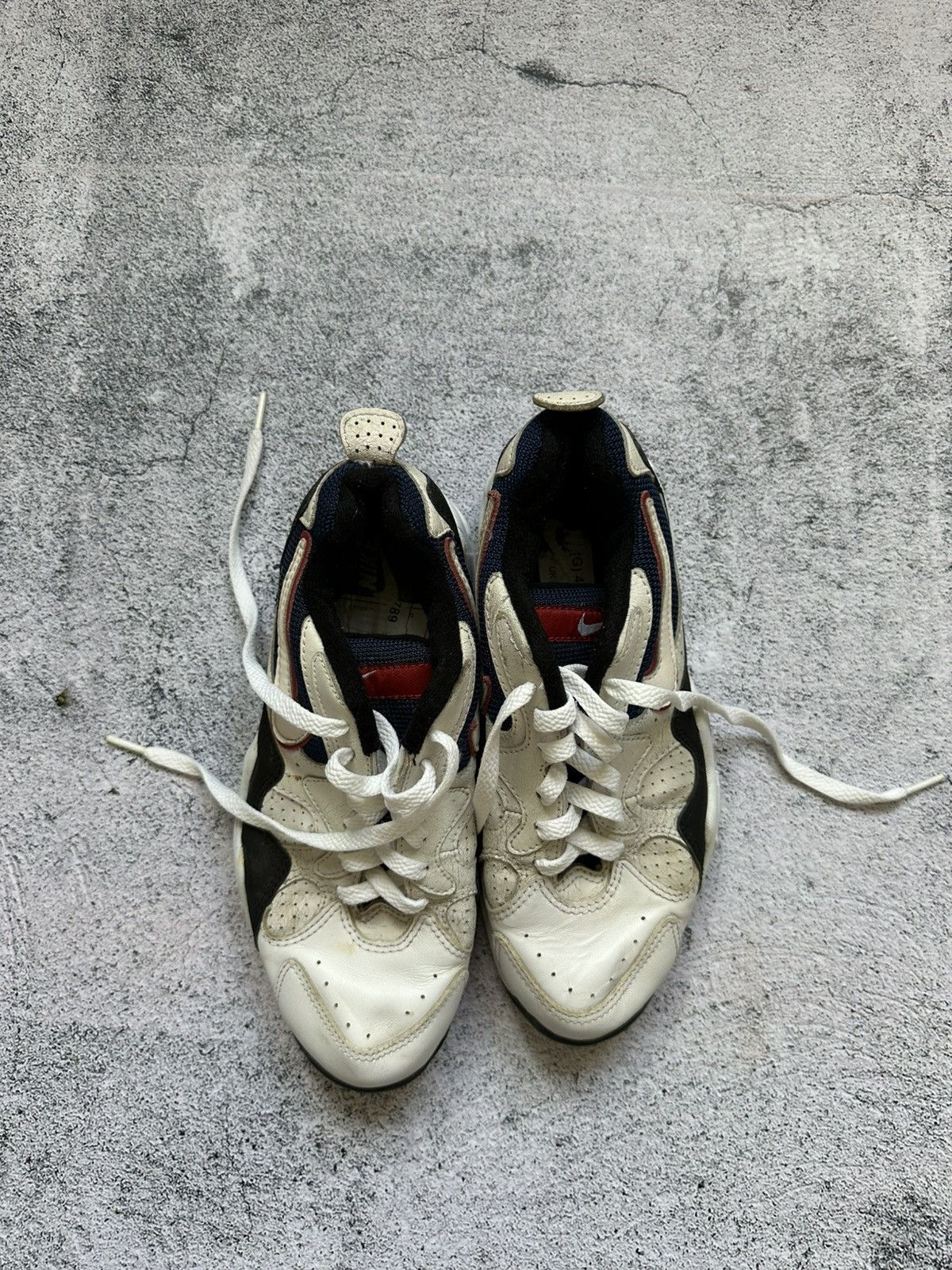 Nike Vintage Nike Low Sneaker Og 1997 Streetwear Hype Retro Fit Size US 7 / IT 37 - 3 Thumbnail