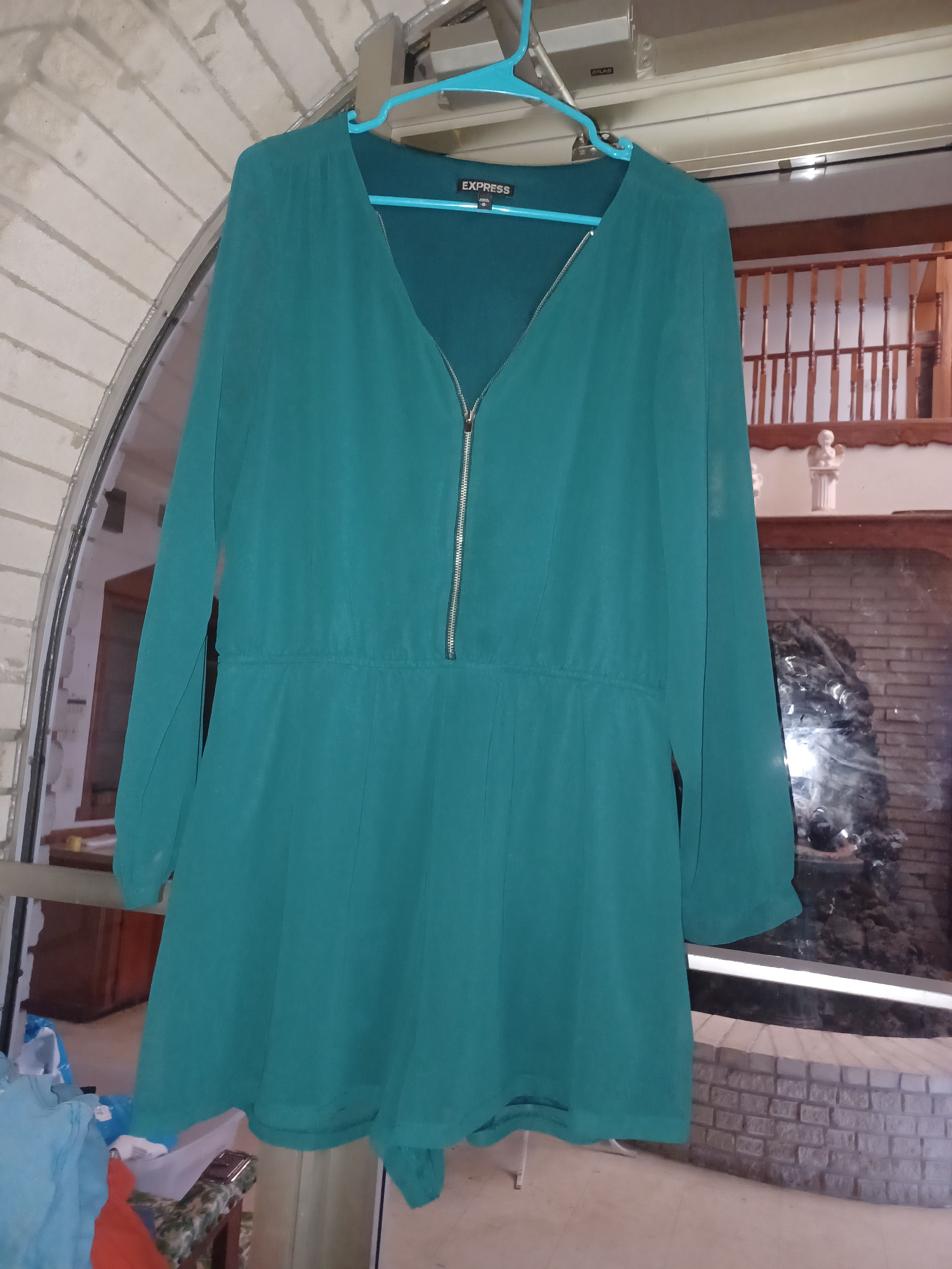 Other Express Women's Long Blouse Medium Green Size M / US 6-8 / IT 42-44 - 1 Thumbnail
