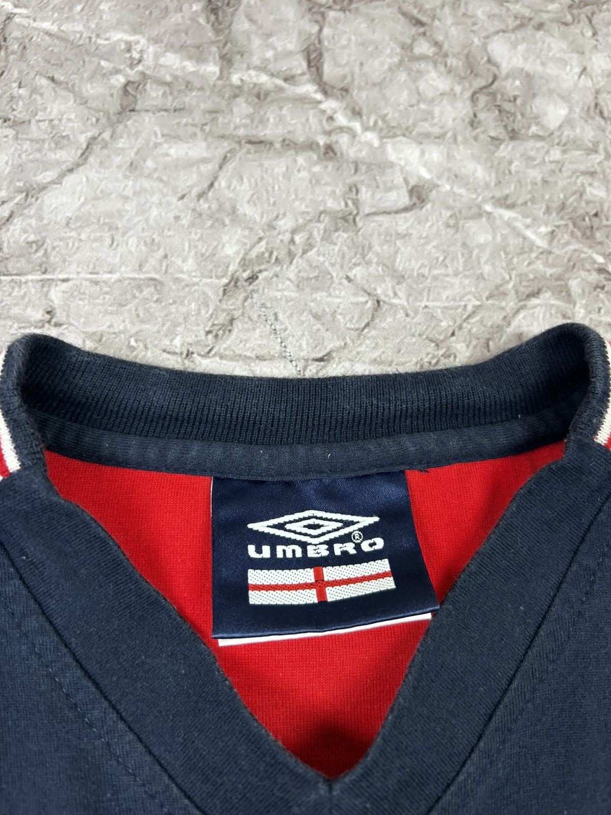 Umbro Vintage Umbro England Soccer T-shirt Size US XL / EU 56 / 4 - 4 Thumbnail