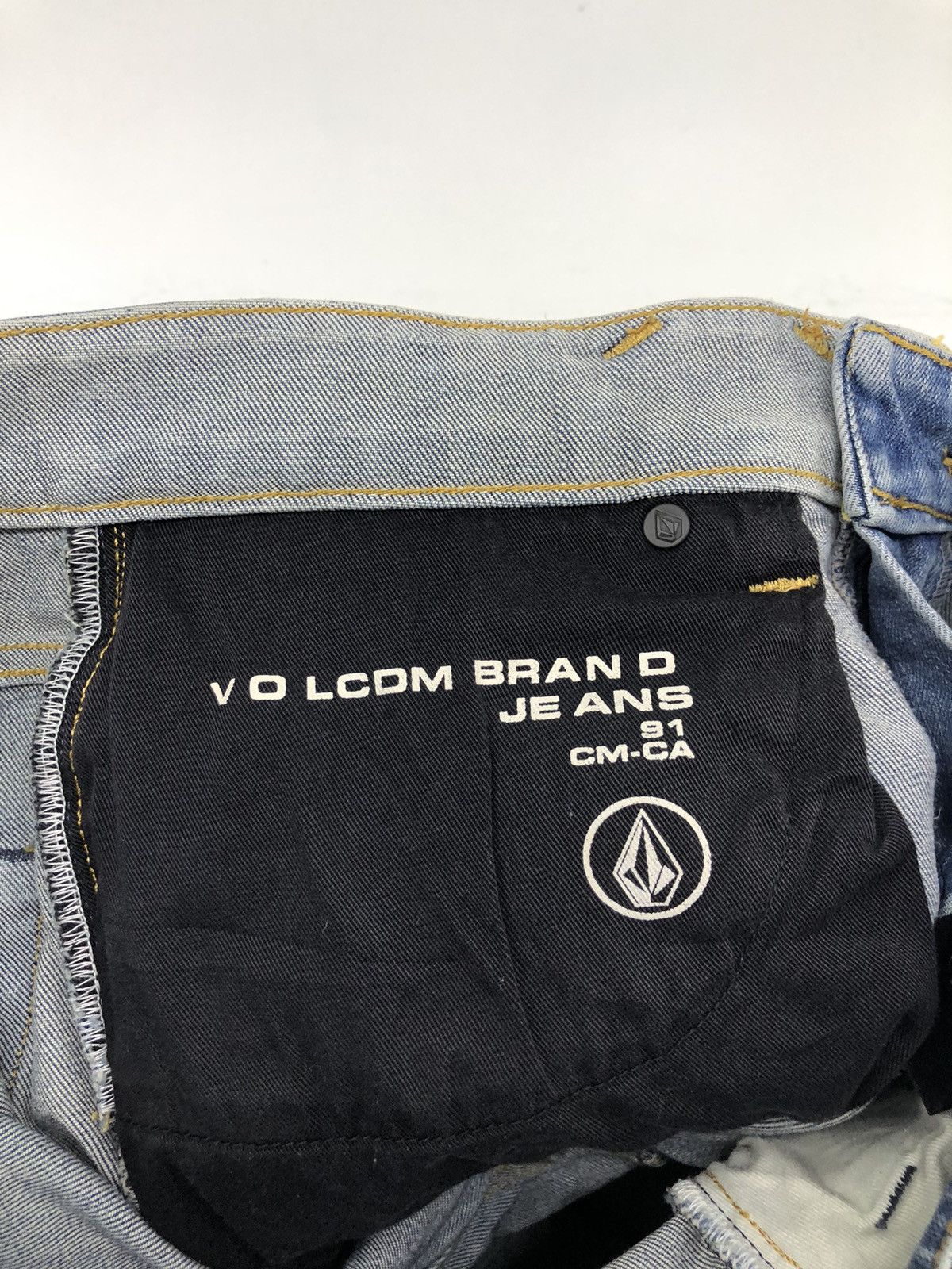 Volcom Vintage Volcom Solver Modern Straight Light Wash Jeans Size US 32 / EU 48 - 22 Thumbnail