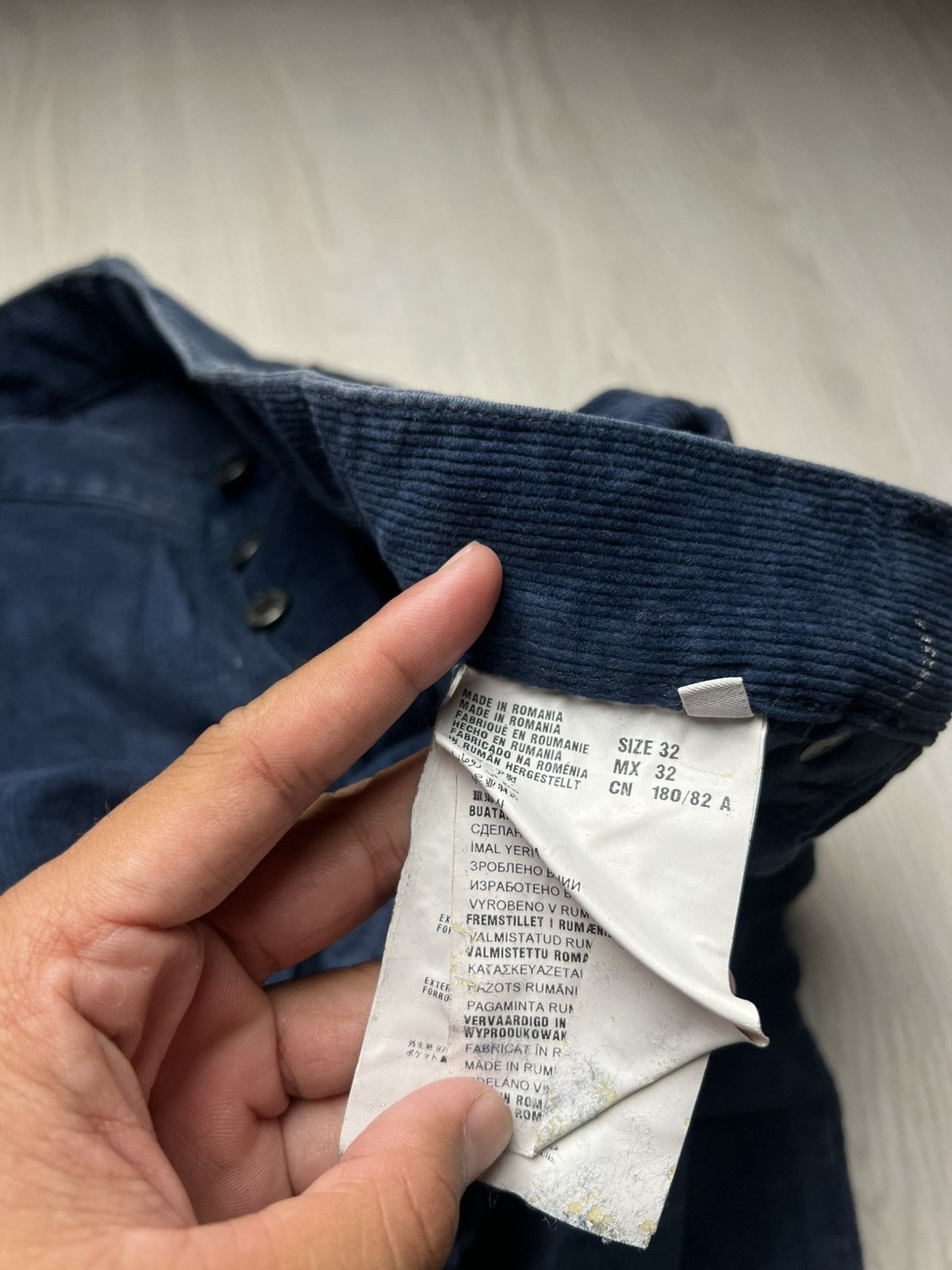Prada 2012 Prada Tapered Fit Corduroy Pants Button Fly Size US 32 / EU 48 - 7 Thumbnail