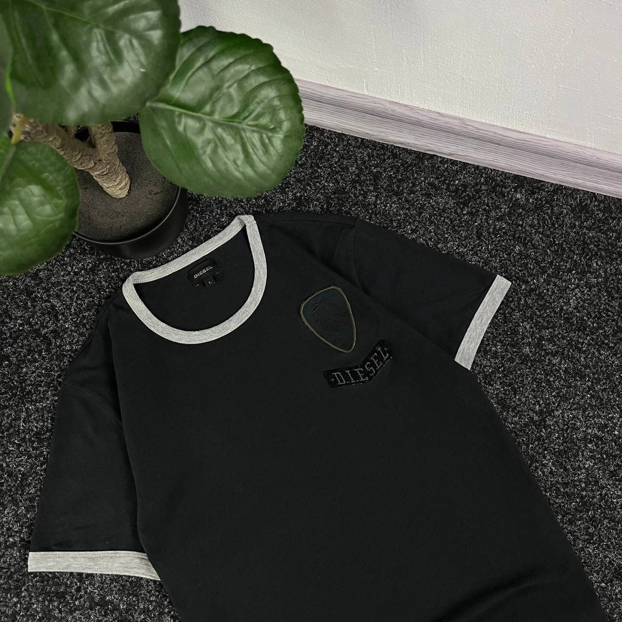 Diesel Diesel t-shirt black tee luxury avant-garde old money Size US L / EU 52-54 / 3 - 2 Thumbnail