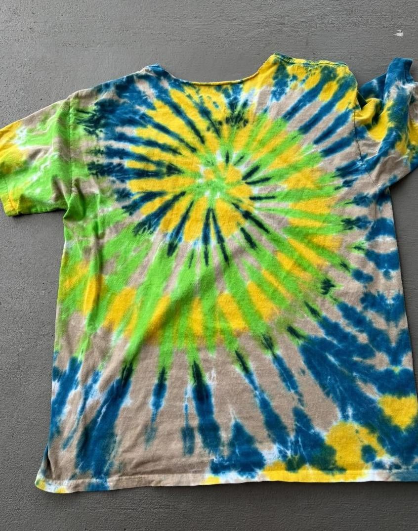 Liquid Blue Grateful Dead Tee XL Size XL / US 12-14 / IT 48-50 - 2 Thumbnail