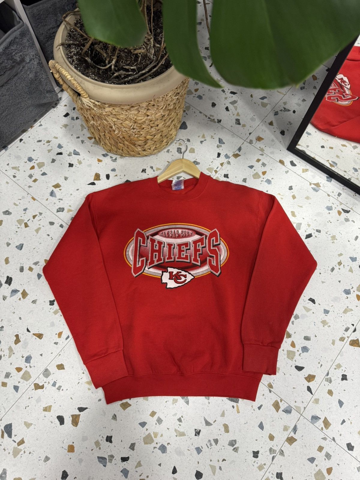 Vintage Chiefs Kansas City vintage sweatshirt size M Size US M / EU 48-50 / 2 - 1 Thumbnail