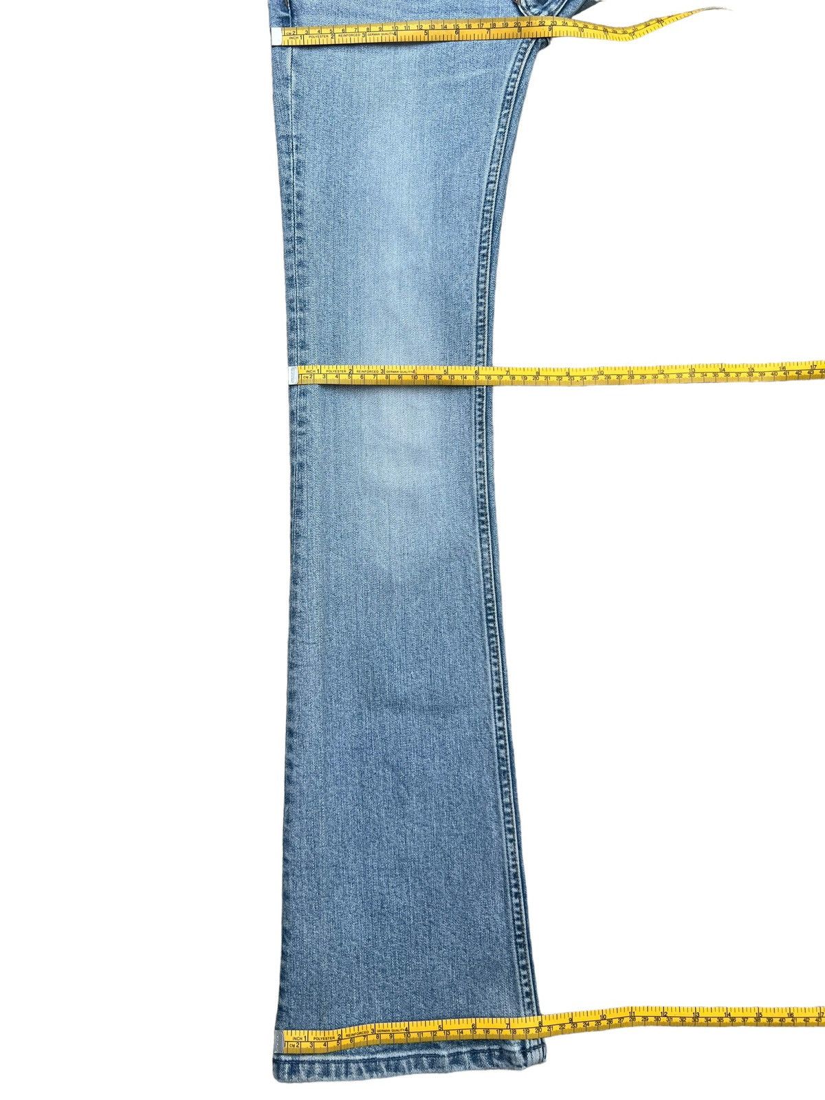 Blue Blue Japan HR Market Blue Blue Japan Lowrise Flare Denim Jeans 28x32.5 Size 28" / US 6 / IT 42 - 14 Thumbnail