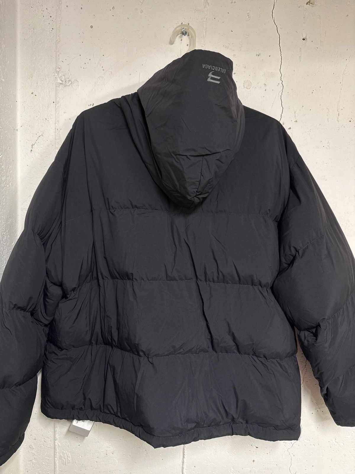 Balenciaga Balenciaga Pull Over Puffer Jacket Hoodie Sz 2 Size US M / EU 48-50 / 2 - 2 Thumbnail