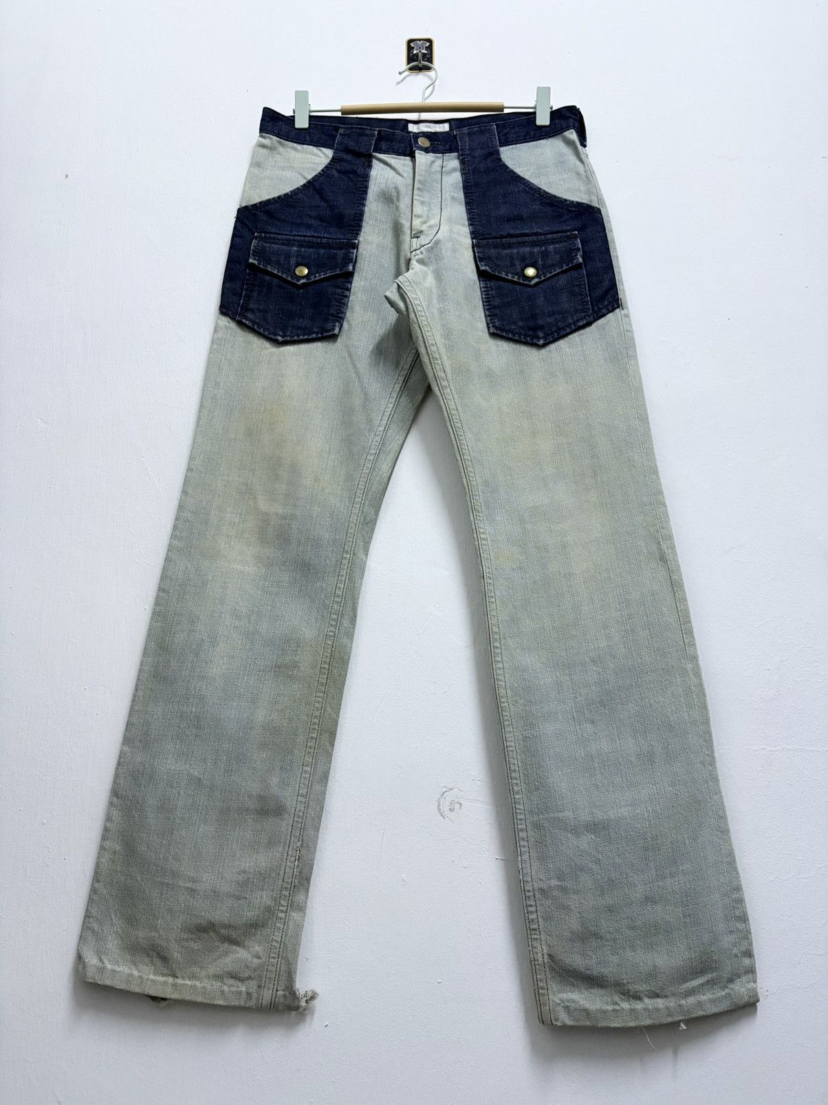 Number (N)ine 2000’s Number (N)ine Multi Pocket Distress Denim Jeans Size US 30 / EU 46 - 1 Thumbnail