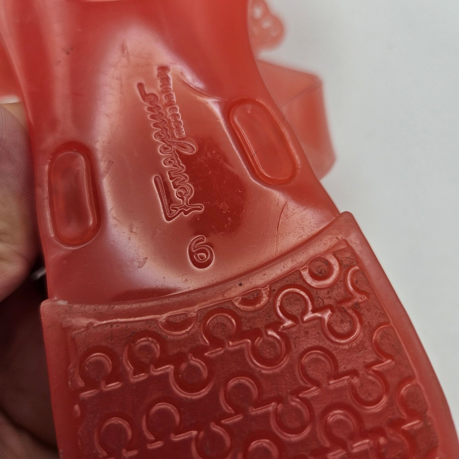 Salvatore Ferragamo SALVATORE FERRAGAMO WOMEN'S 6 JELLY THONG ORANGE SANDALS Size US 6 / IT 36 - 7 Thumbnail