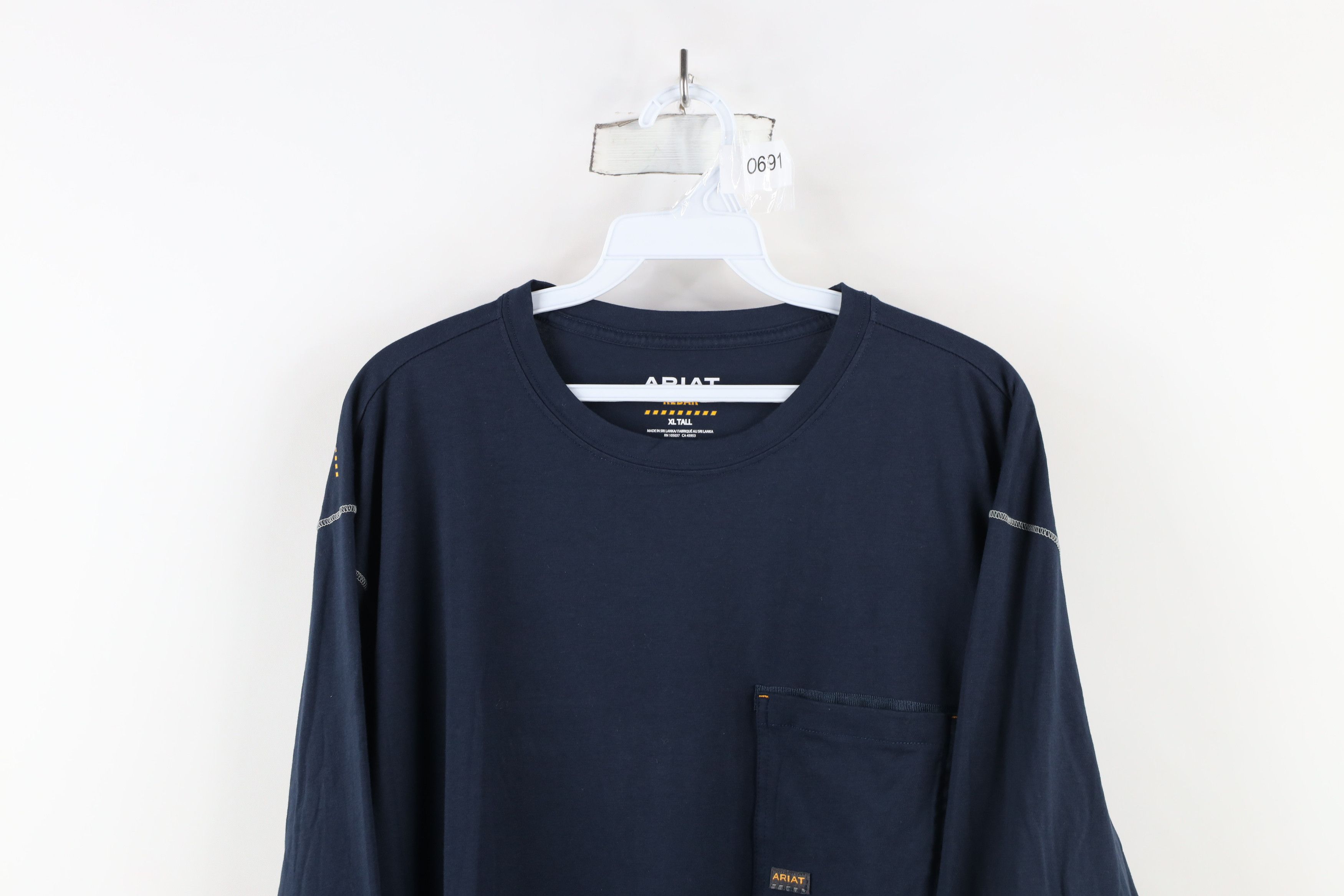 Ariat × Vintage Ariat Rebar Long Sleeve Pocket Workwear T-Shirt Navy Blue Size US XL / EU 56 / 4 - 2 Thumbnail