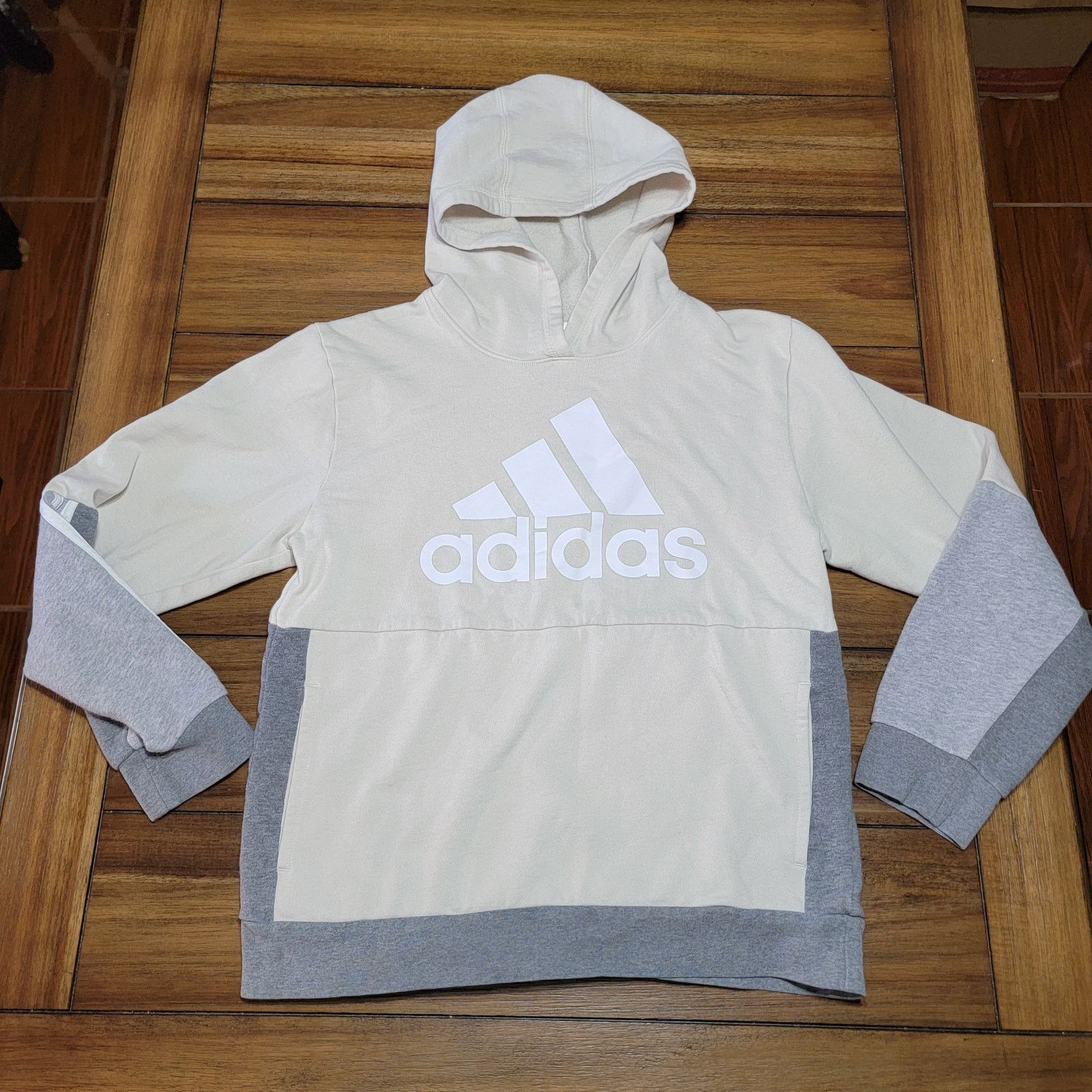 Adidas Adidas Pullover Regular Fit Hoodie - Size Adult Medium Size M / US 6-8 / IT 42-44 - 1 Thumbnail