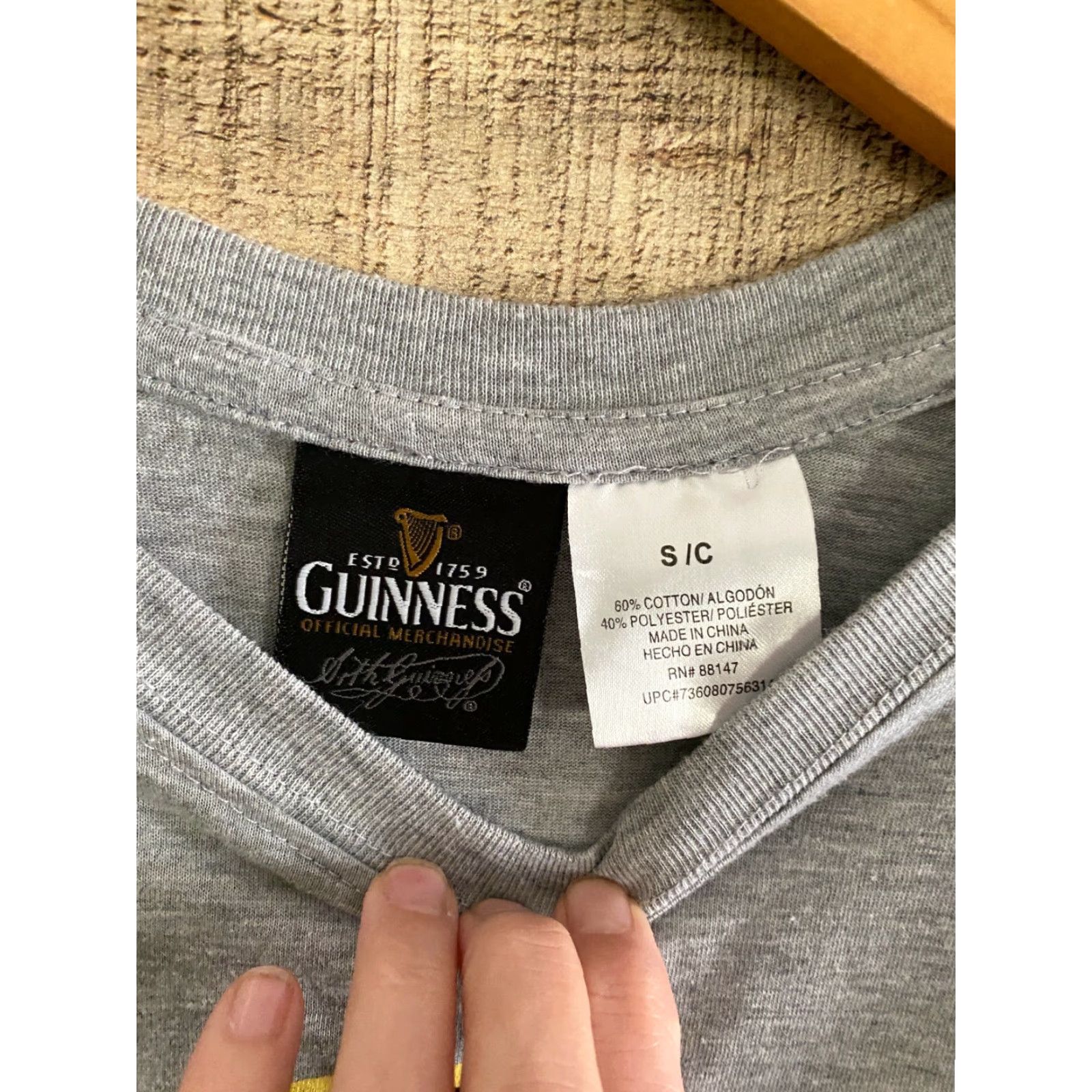 Vintage VINTAGE Guinness Official Merchandise Men’s Small Gray ST. JAMES Gate Dublin Shirt Size US S / EU 44-46 / 1 - 3 Thumbnail