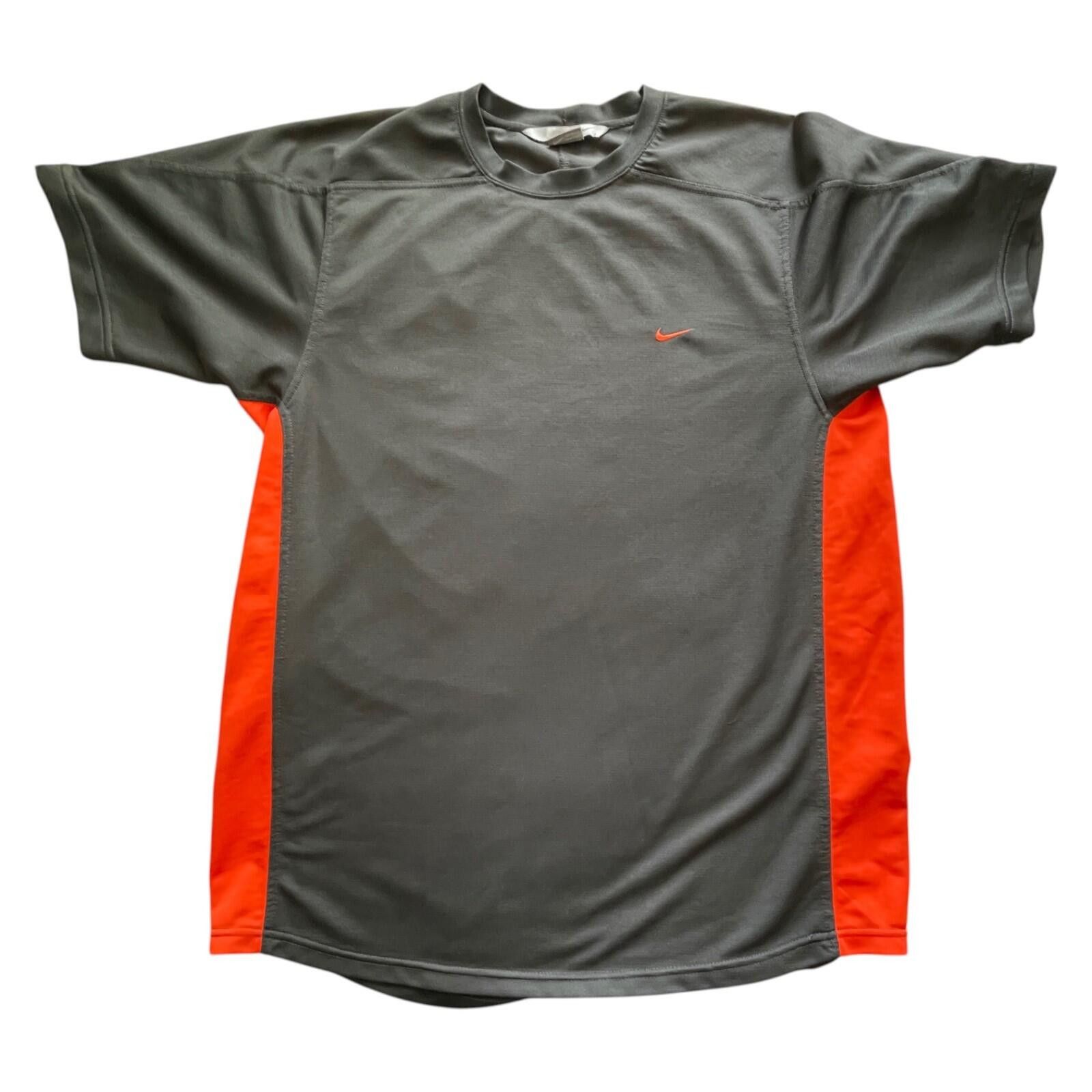 Nike Nike Dri-FIT Shirt XL Black Red Athletic Running Tee CLEAN Size US XL / EU 56 / 4 - 1 Thumbnail