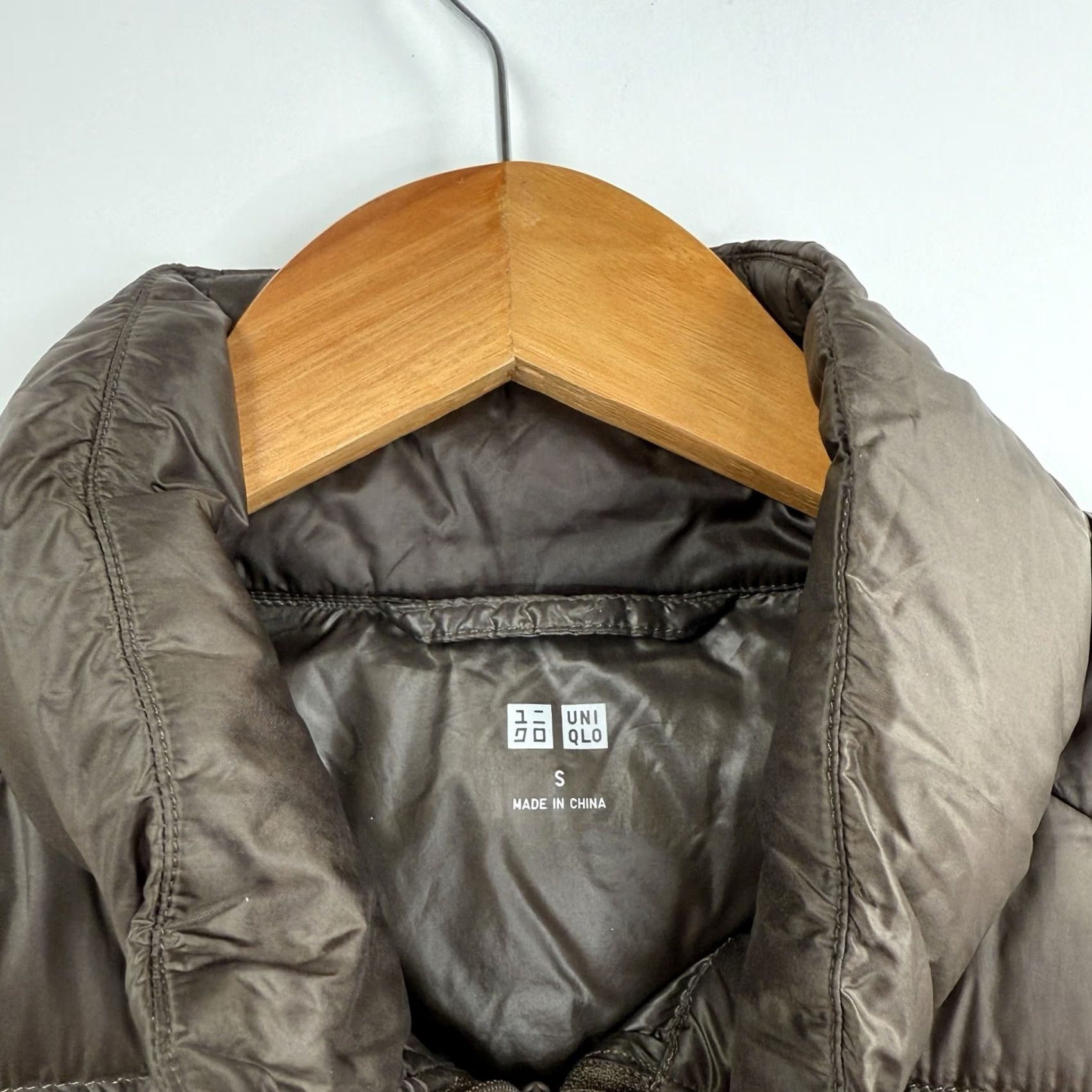 Uniqlo UNIQLO Puffer Vest Womens S Brown Ultra Light Down Nylon Quilted Vest Size S / US 4 / IT 40 - 3 Thumbnail