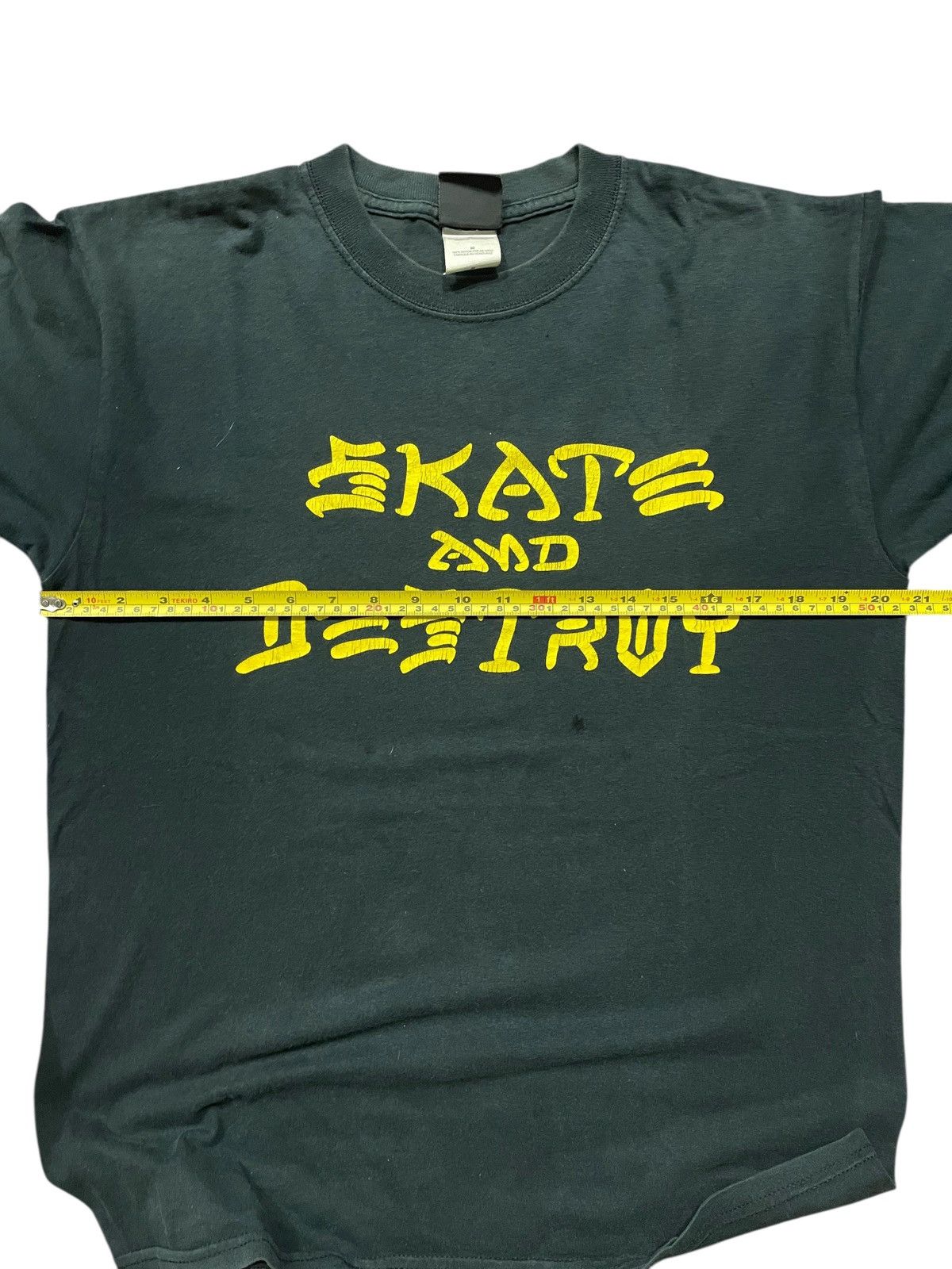 Thrasher VINTAGE THRASHER SKATE AND DESTROY TSHIRT Size US M / EU 48-50 / 2 - 5 Thumbnail