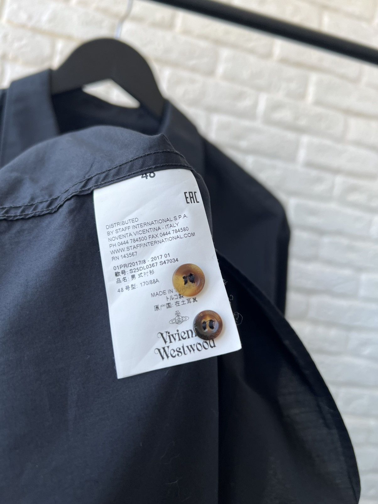 Vivienne Westwood Vivienne Westwood Black Logo Button Up Shirt Size US M / EU 48-50 / 2 - 5 Thumbnail