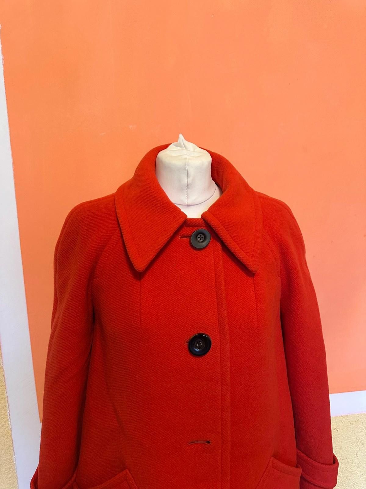 Aquascutum Women’s Aquascutum Red Wool Coat Sz 12 Size XL / US 12-14 / IT 48-50 - 2 Thumbnail