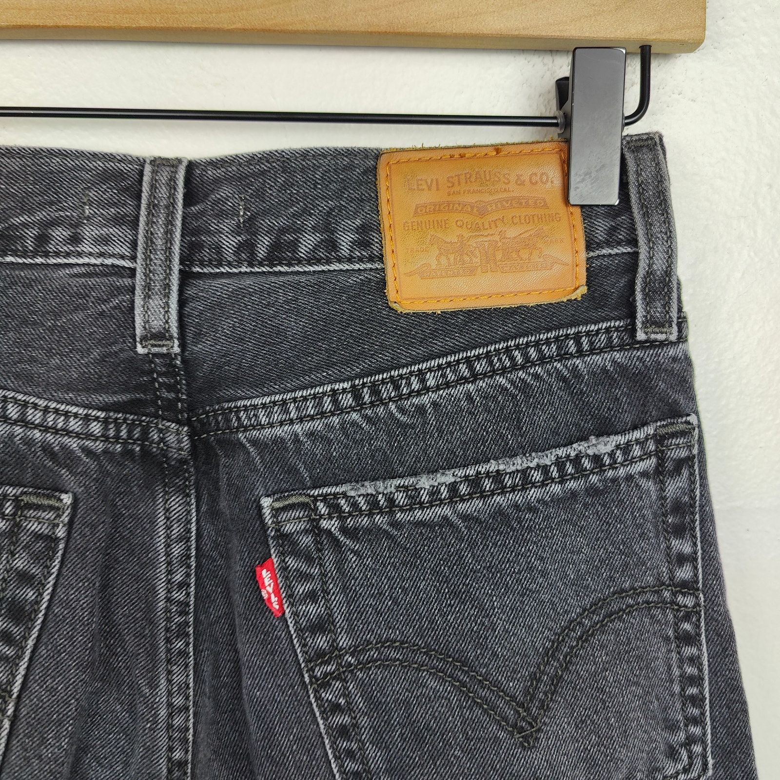 Levi's Levis Wedgie Icon Fit Jeans Womens 24 Black Wash Straight Size 24" / US 00 / IT 34 - 6 Thumbnail