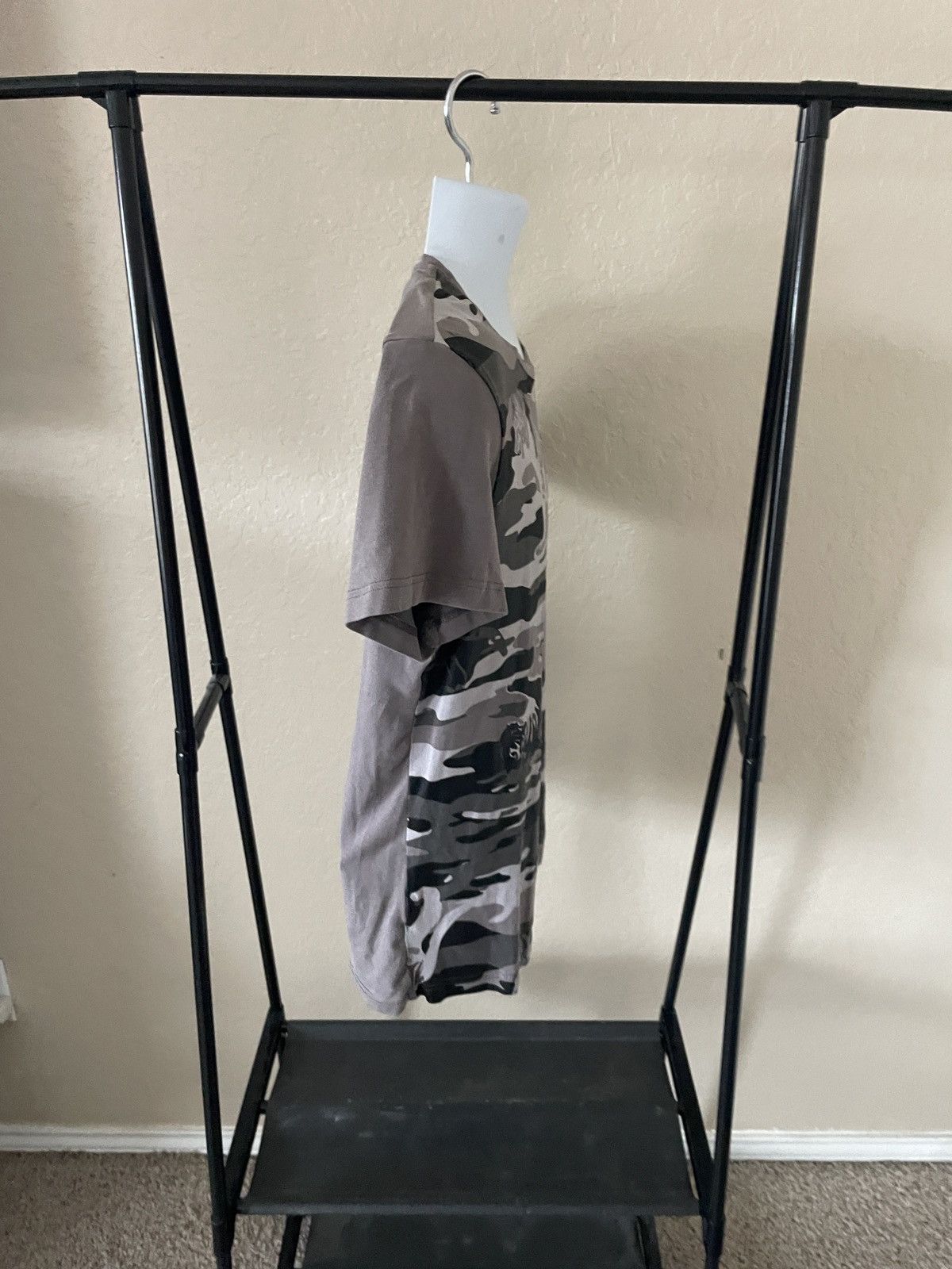 Versace Jeans Couture Camo Tigers SS tee Size US M / EU 48-50 / 2 - 4 Thumbnail
