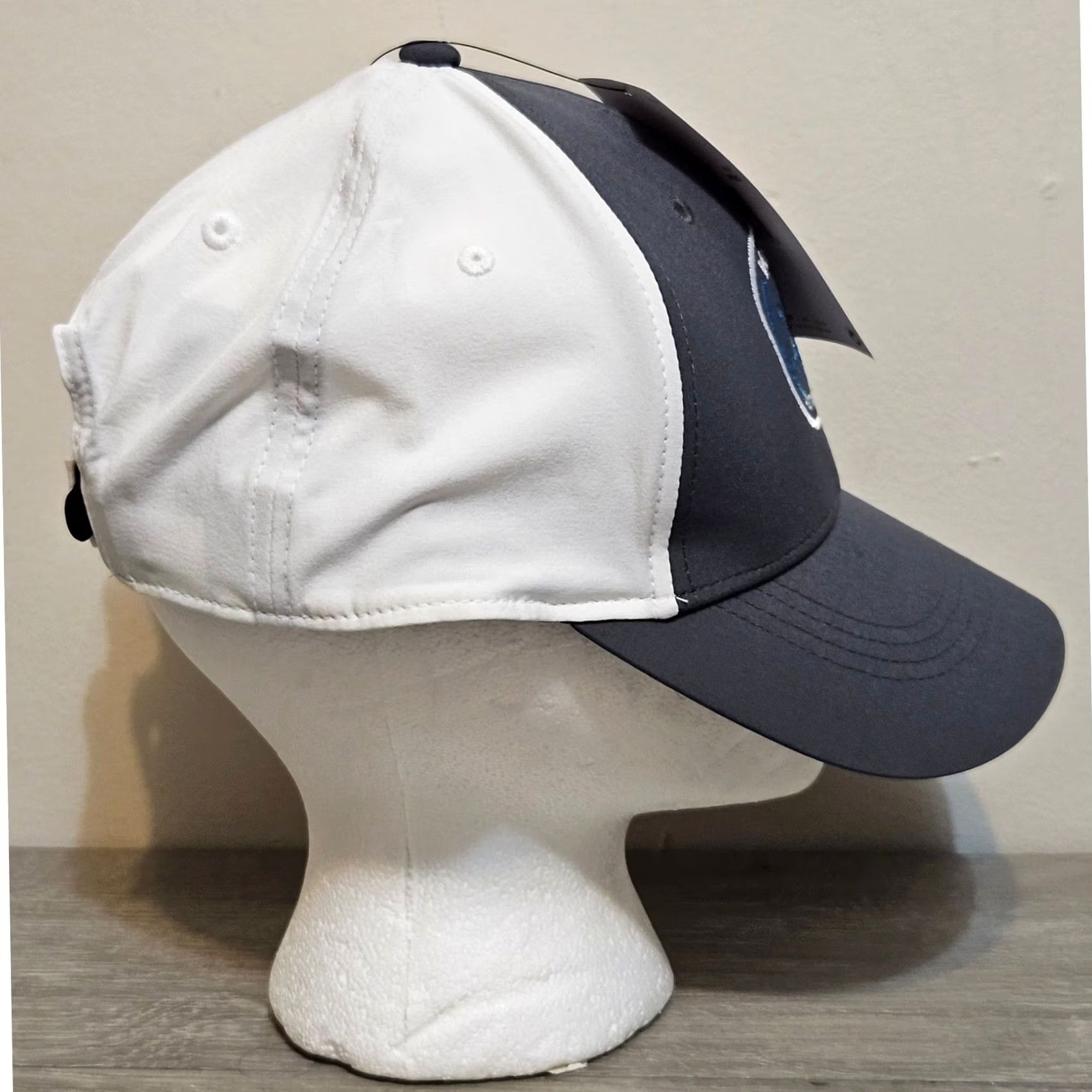 Nike Nike Dri-Fit Cap Hat Adjustable Swoosh Logo White Gray OS Unisex Mens NWT Size ONE SIZE - 2 Thumbnail