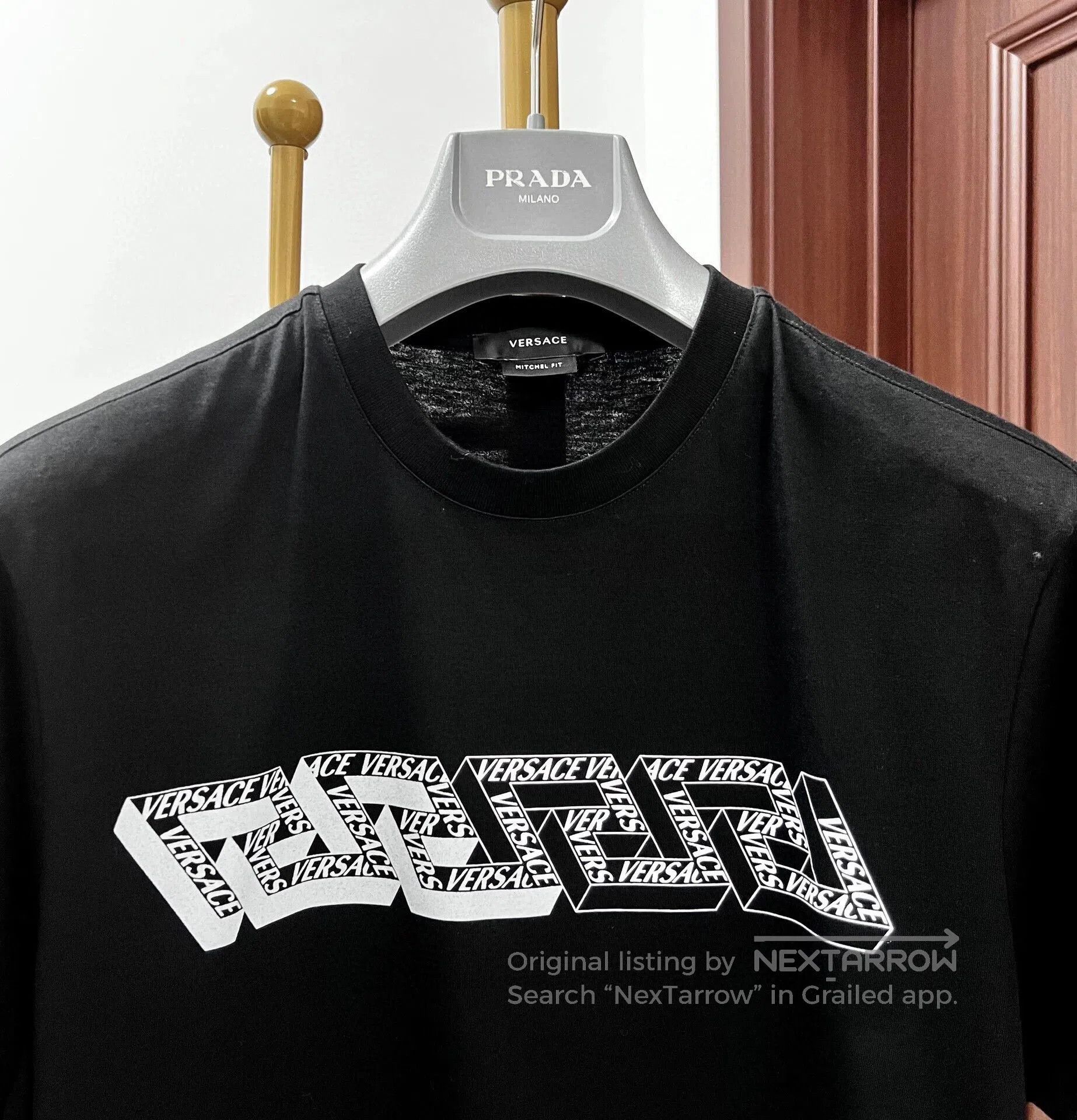 Versace Versace Men's Short Sleeve T-Shirt. Size US XS / EU 42 / 0 - 2 Thumbnail