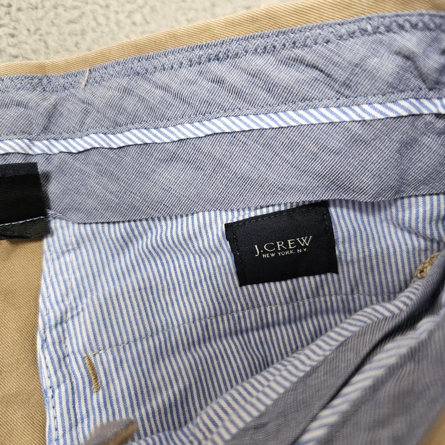 J.Crew J.Crew Chino Pants Mens 32X32 Flat Front Classic Fit Cotton Twill Khaki Brown Casual Pants Mens Regular 32” Waist 32” Inseam Size US 32 / EU 48 - 3 Thumbnail