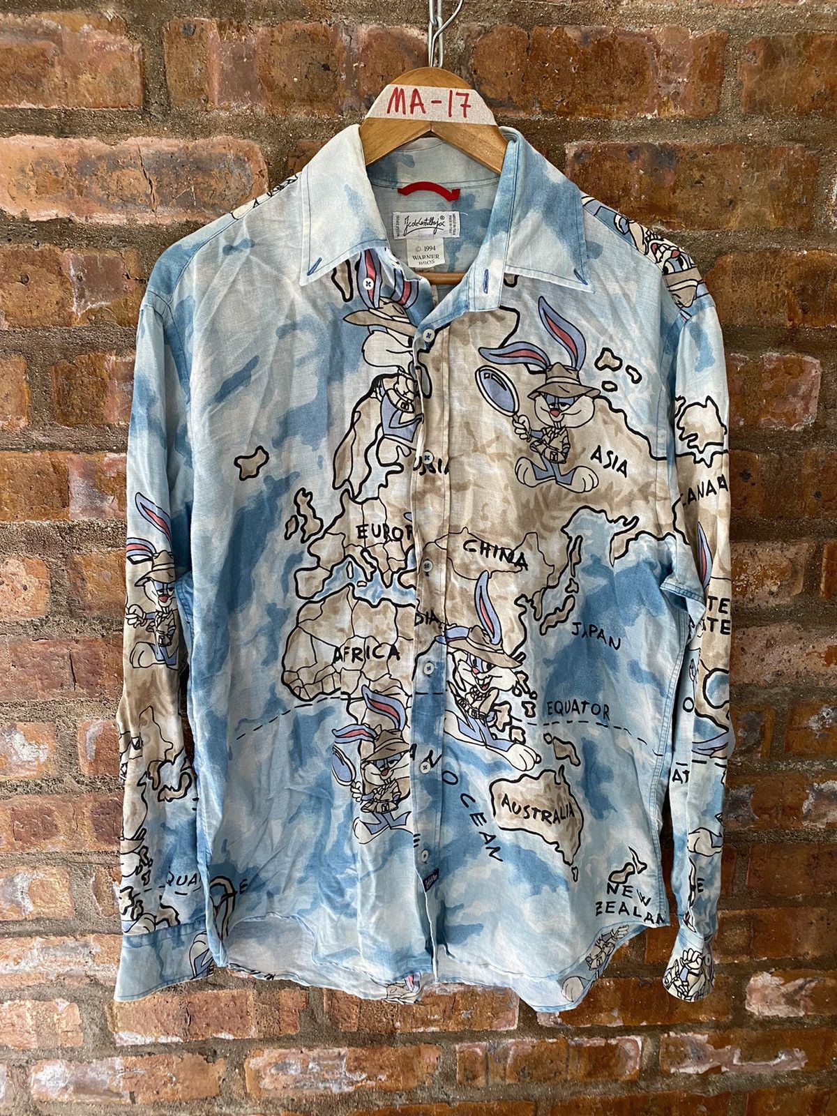 Iceberg 1997 Iceberg X Warner Bros Button up carton nerwork Size US L / EU 52-54 / 3 - 2 Thumbnail