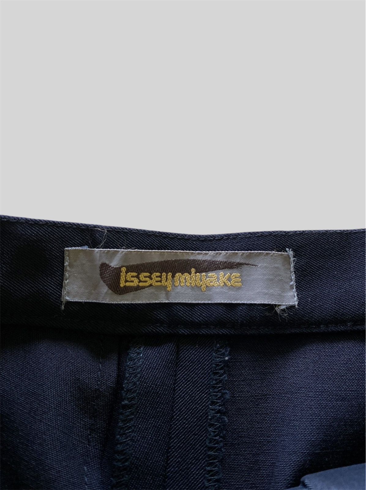 Issey Miyake 1984 ISSEY MIYAKE WOOL PANTS Size 24" / US 00 / IT 34 - 2 Thumbnail