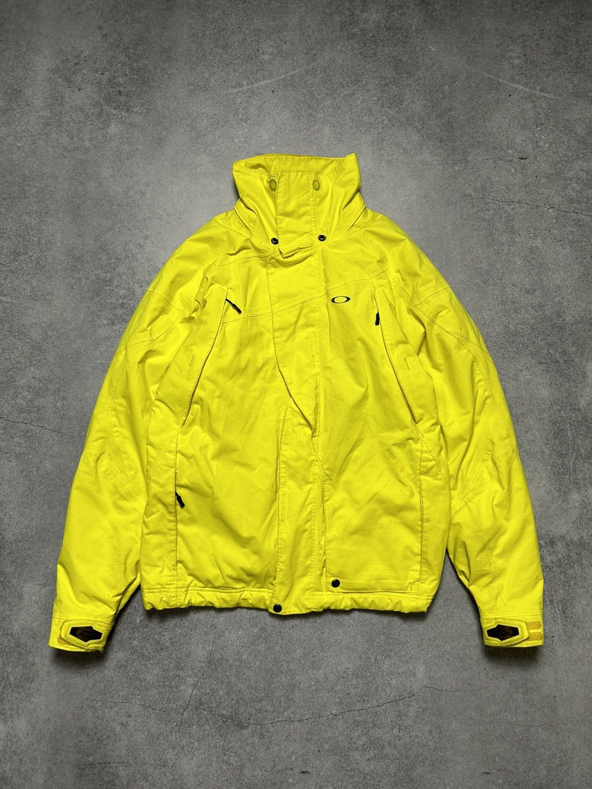 Oakley Outdoor Oakley Thinsulate Ski Snowboard Jacket Gorpcore Size US S / EU 44-46 / 1 - 1 Thumbnail
