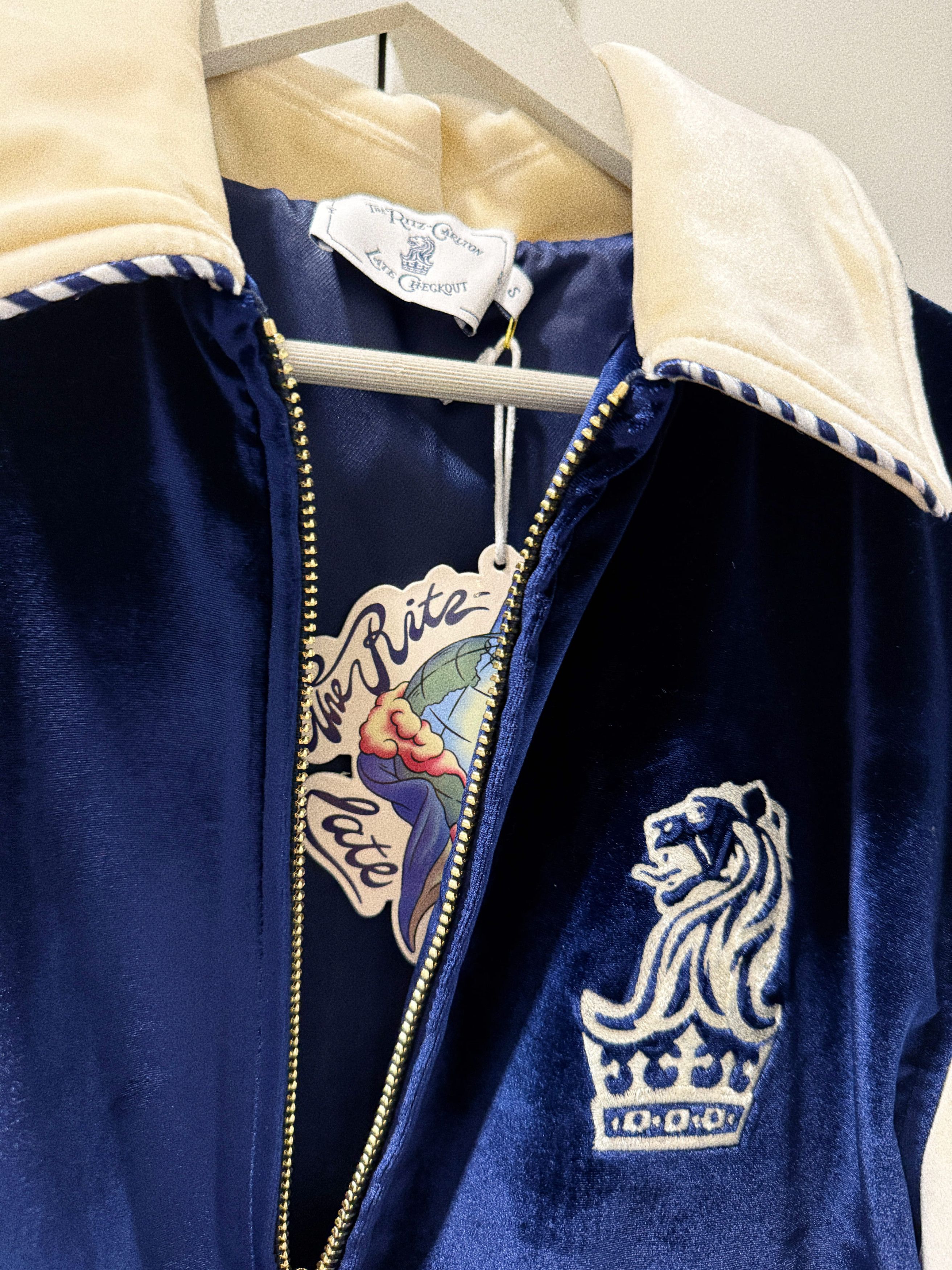 Other Ritz-Carlton × Late Checkout Bomber Jacket Size S / US 4 / IT 40 - 6 Thumbnail