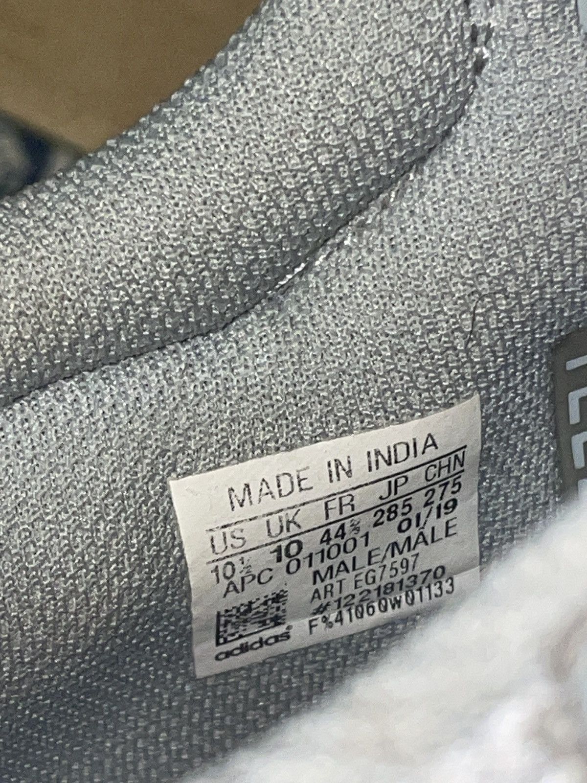 Yeezy Yeezy 700 Inertia Size US 10.5 / EU 43-44 - 6 Thumbnail
